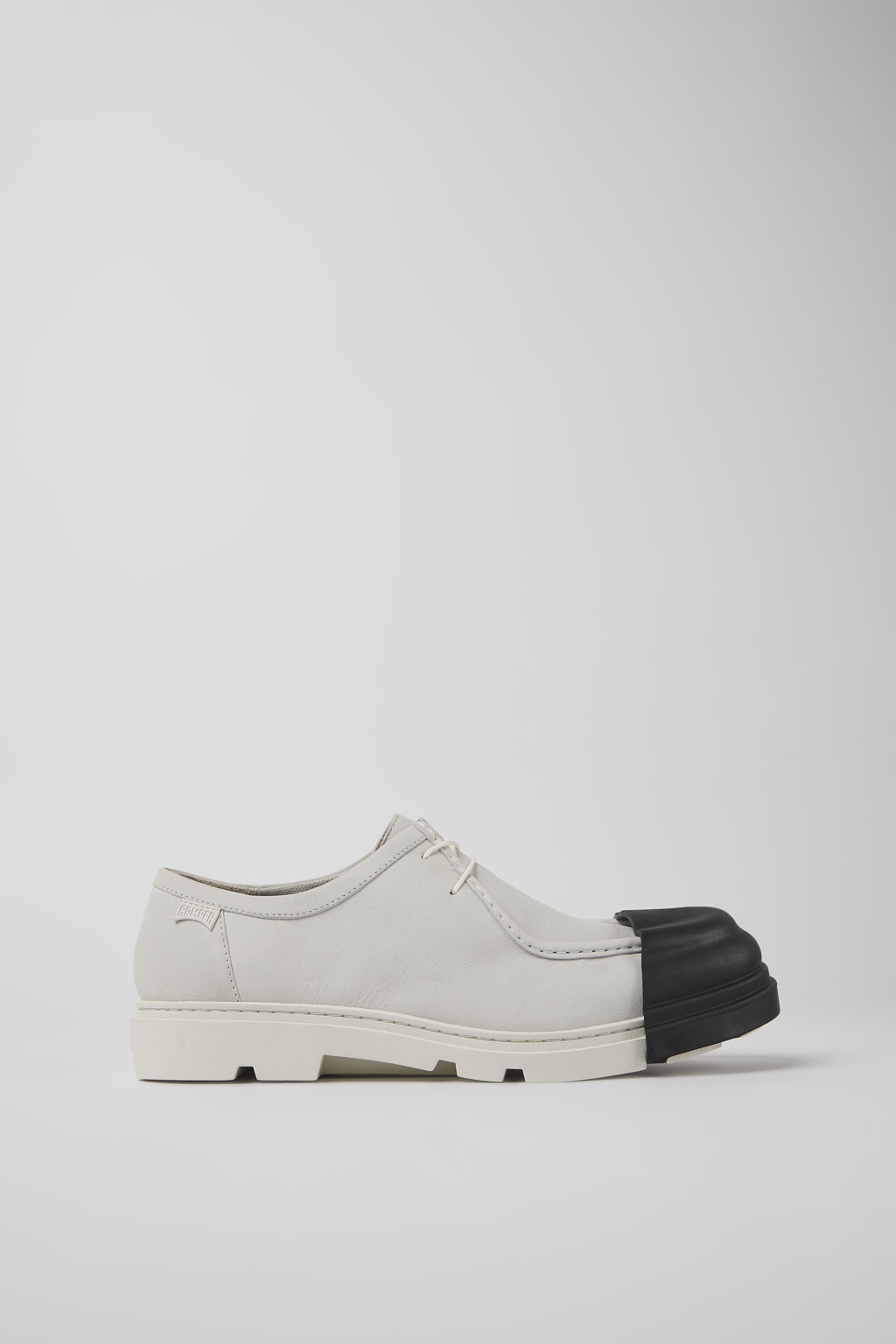 White non-dyed leather shoes for men