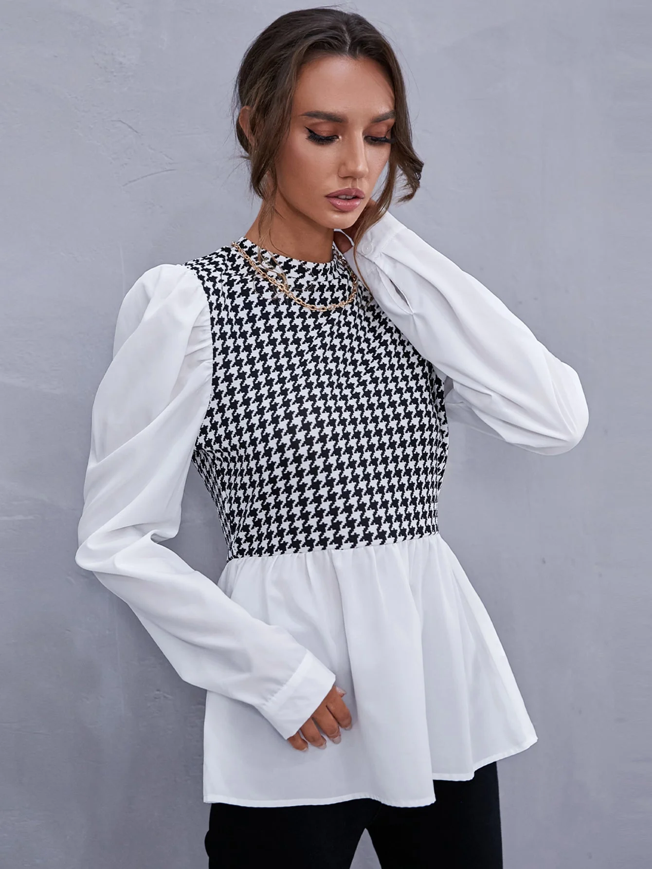 KittenAlarm - Zipper Back Houndstooth Blouse