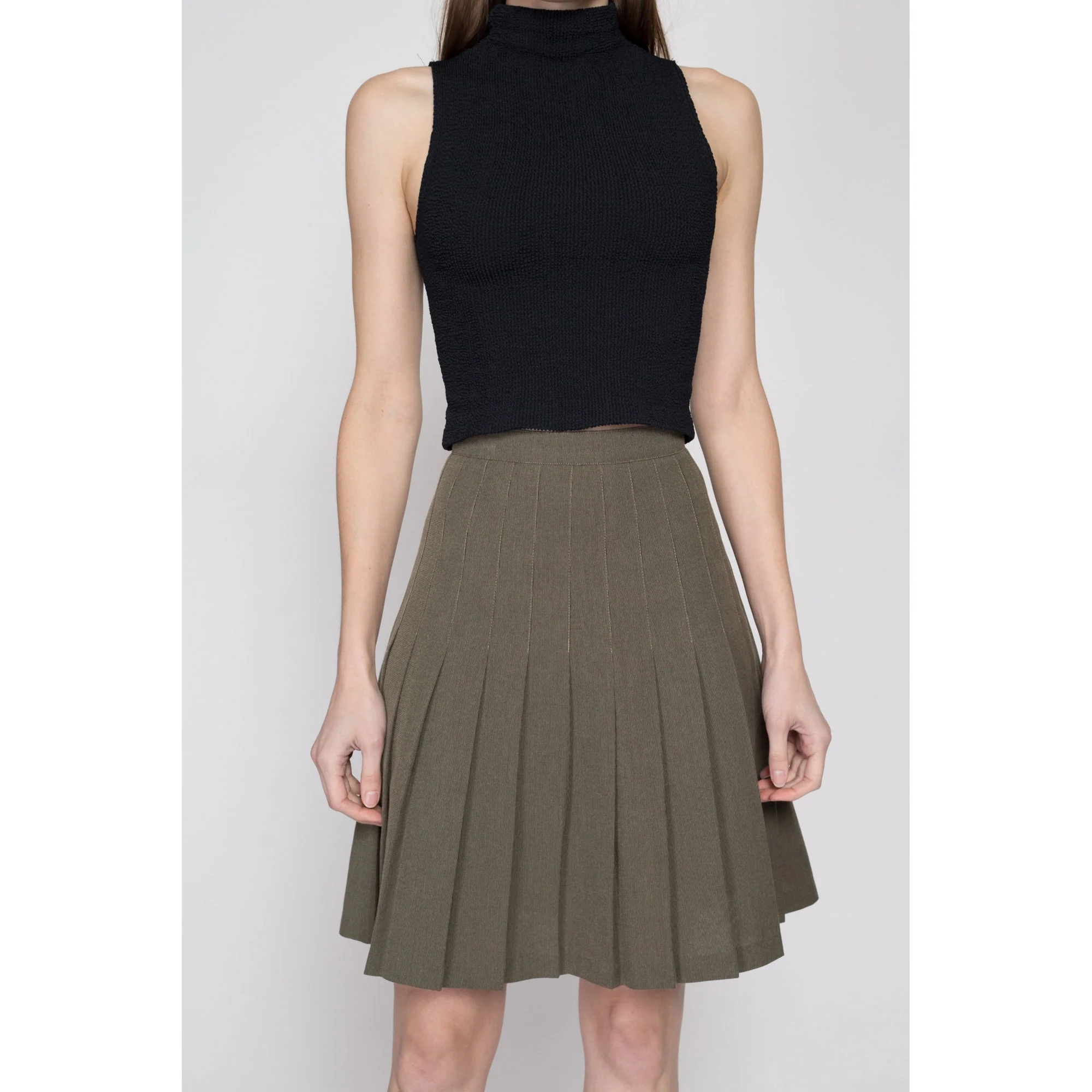 Medium 90s Olive Pleated Mini Skirt 27.75