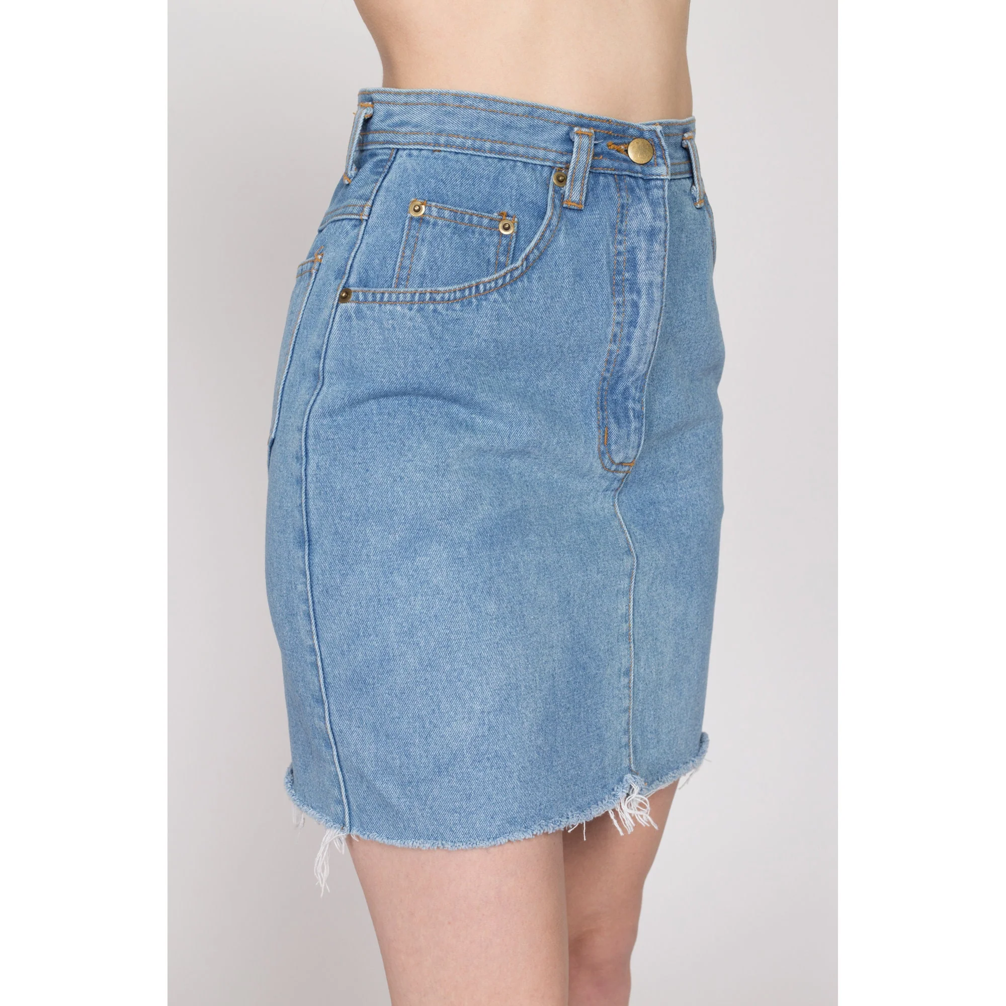 Small 90s Light Wash Denim Mini Skirt 26