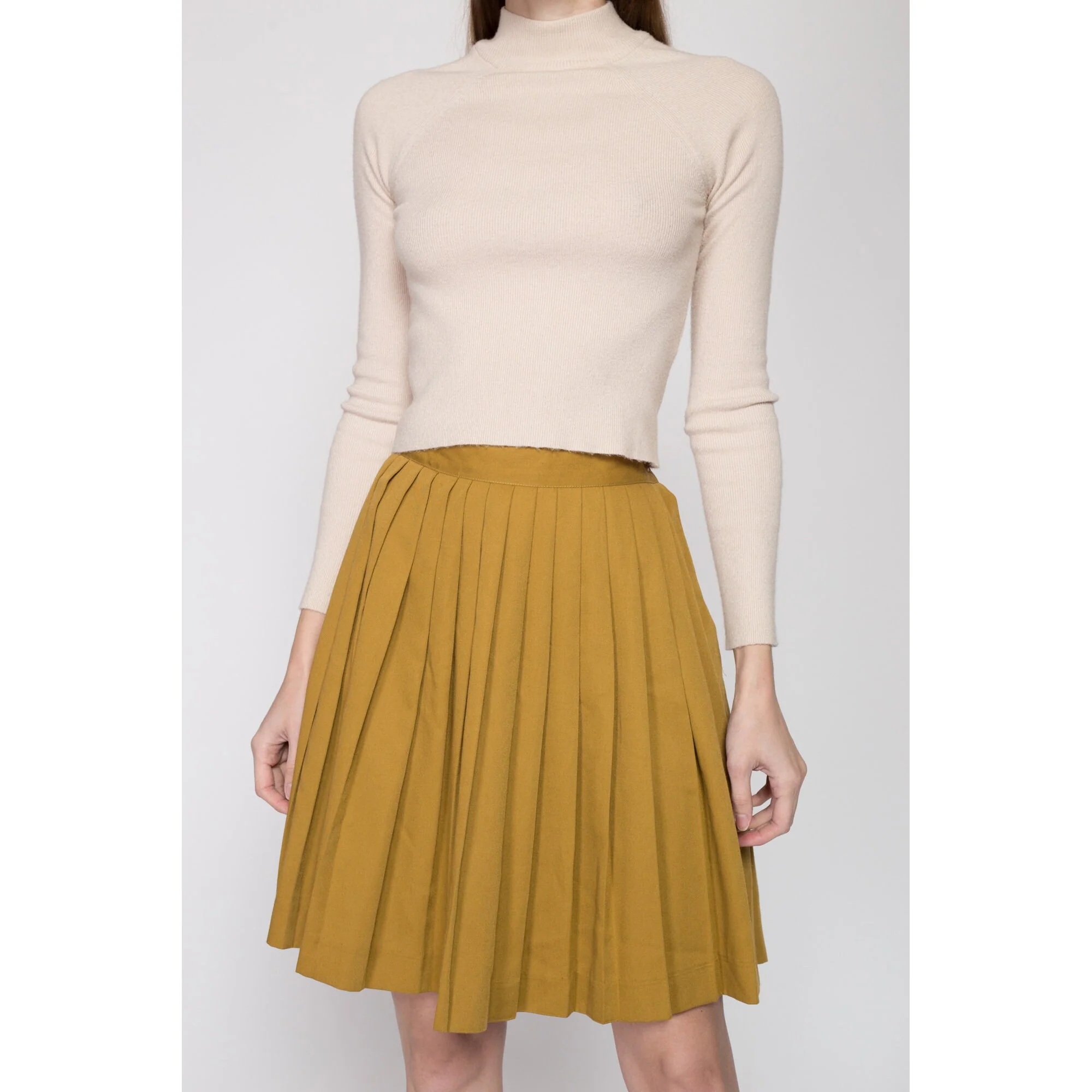 Small 80s Mustard Yellow Pleated Mini Skirt 25.5