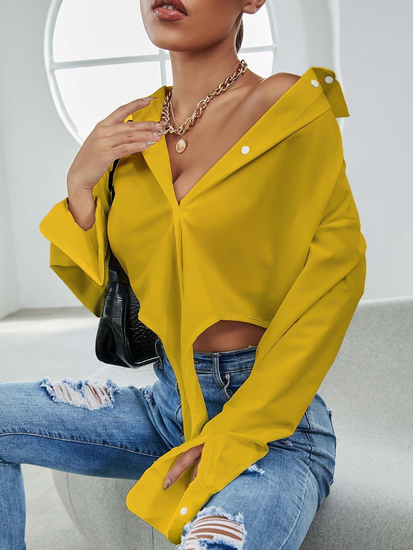 KittenAlarm - Asymmetrical Hem Crop Blouse