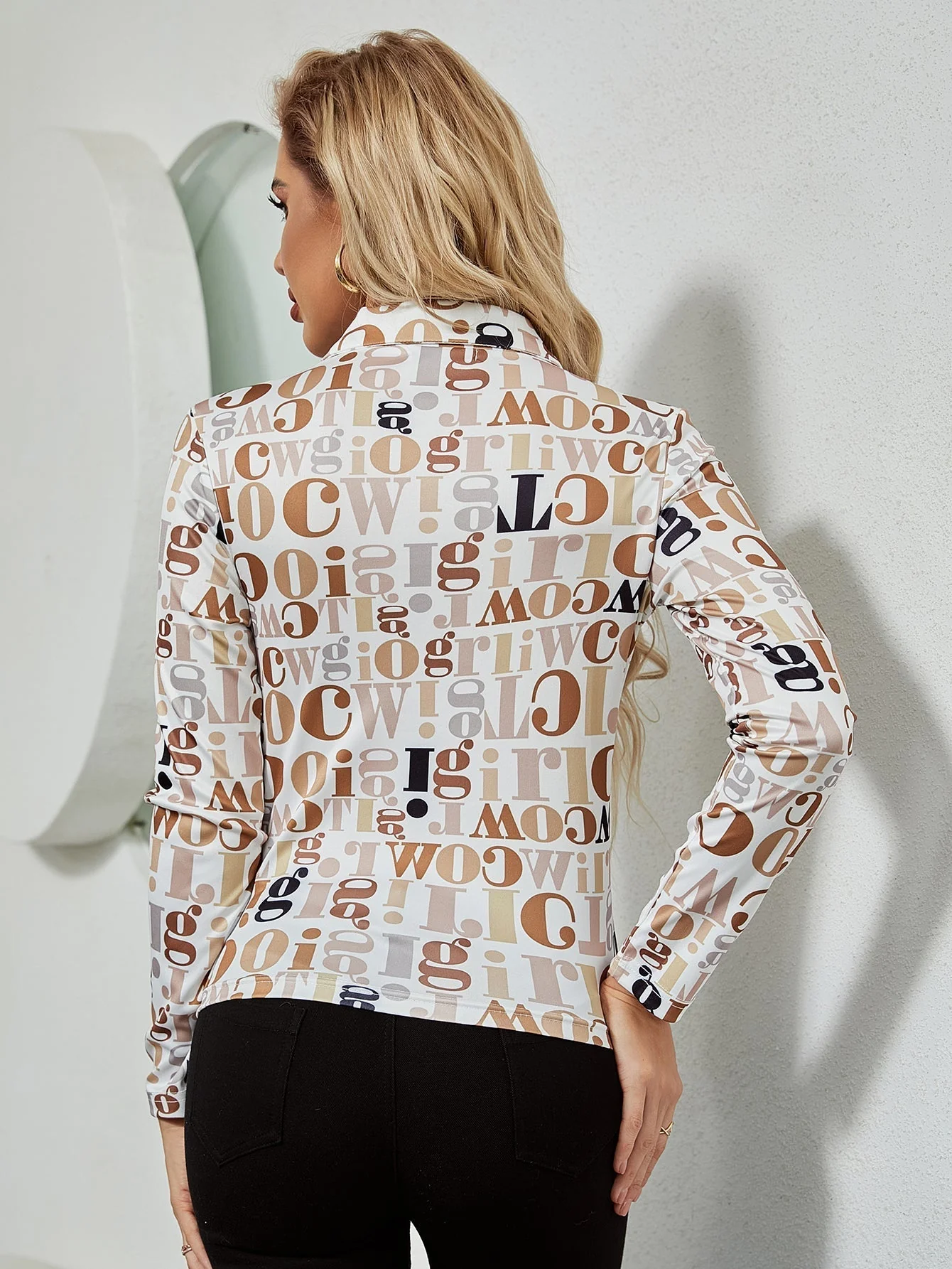KittenAlarm - Letter print long-sleeved shirt