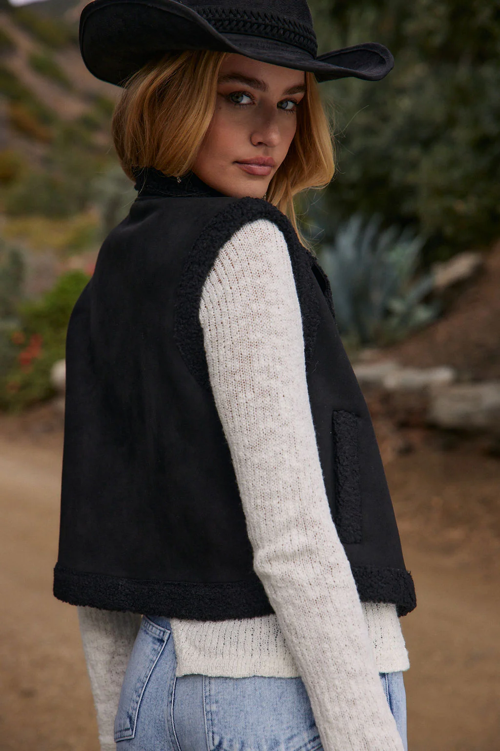 Layla Black Sherpa Vest