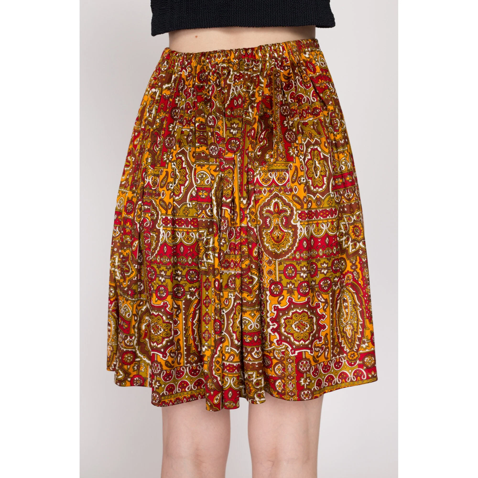 Sm-Lrg 70 Red & Gold Baroque Print Mini Skirt