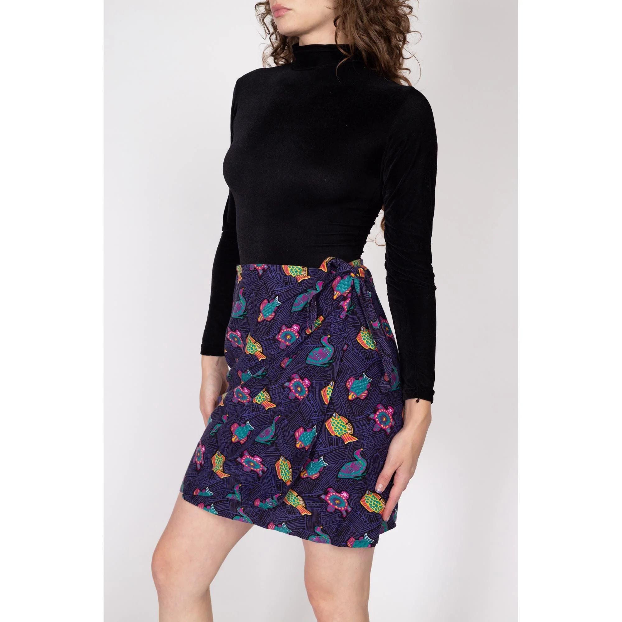 Med-Lrg 90s Tropical Fish & Turtle Print Mini Skirt