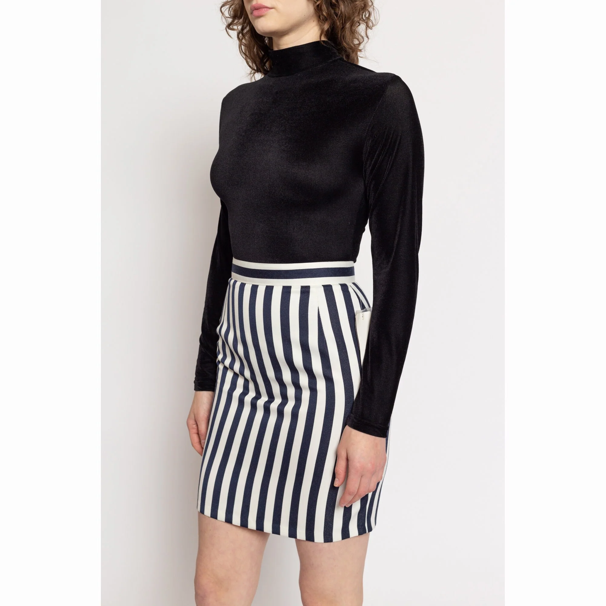 XS-Sm 90s Navy & White Striped Mini Skirt NWT 25.5