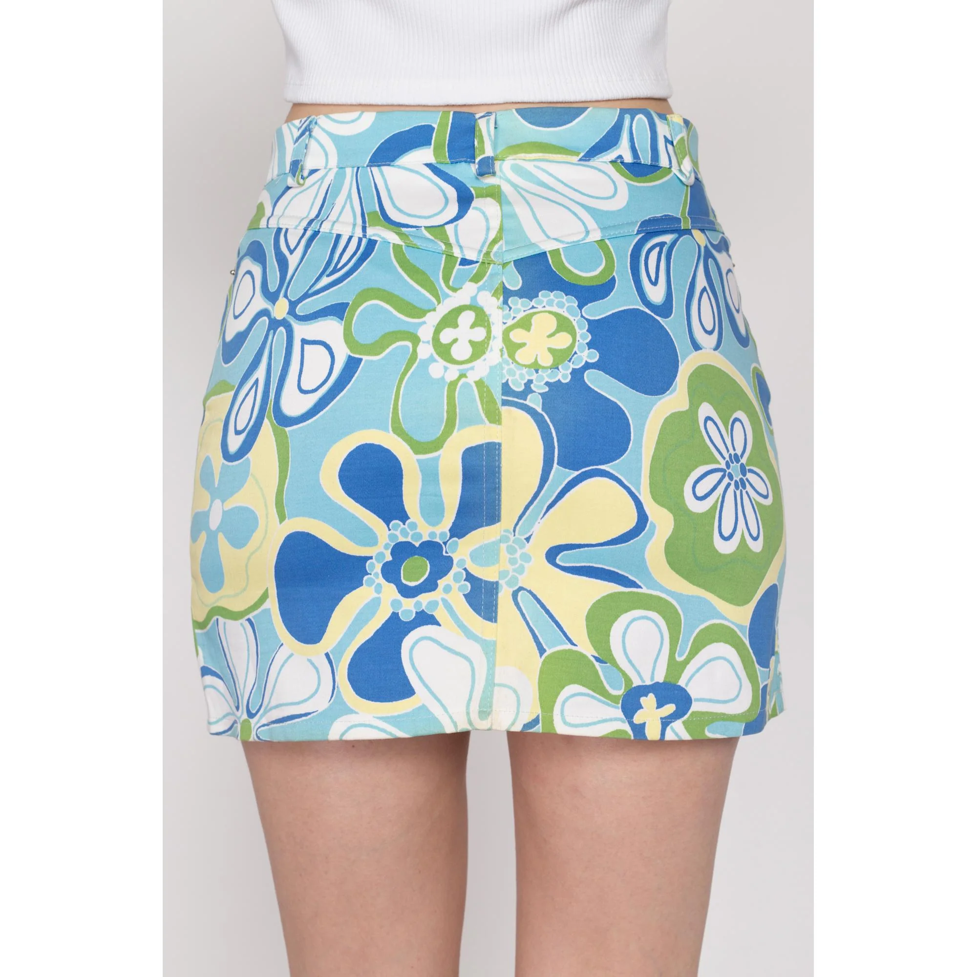 XS-Sm Y2K Flower Power Mid Rise Mini Skirt