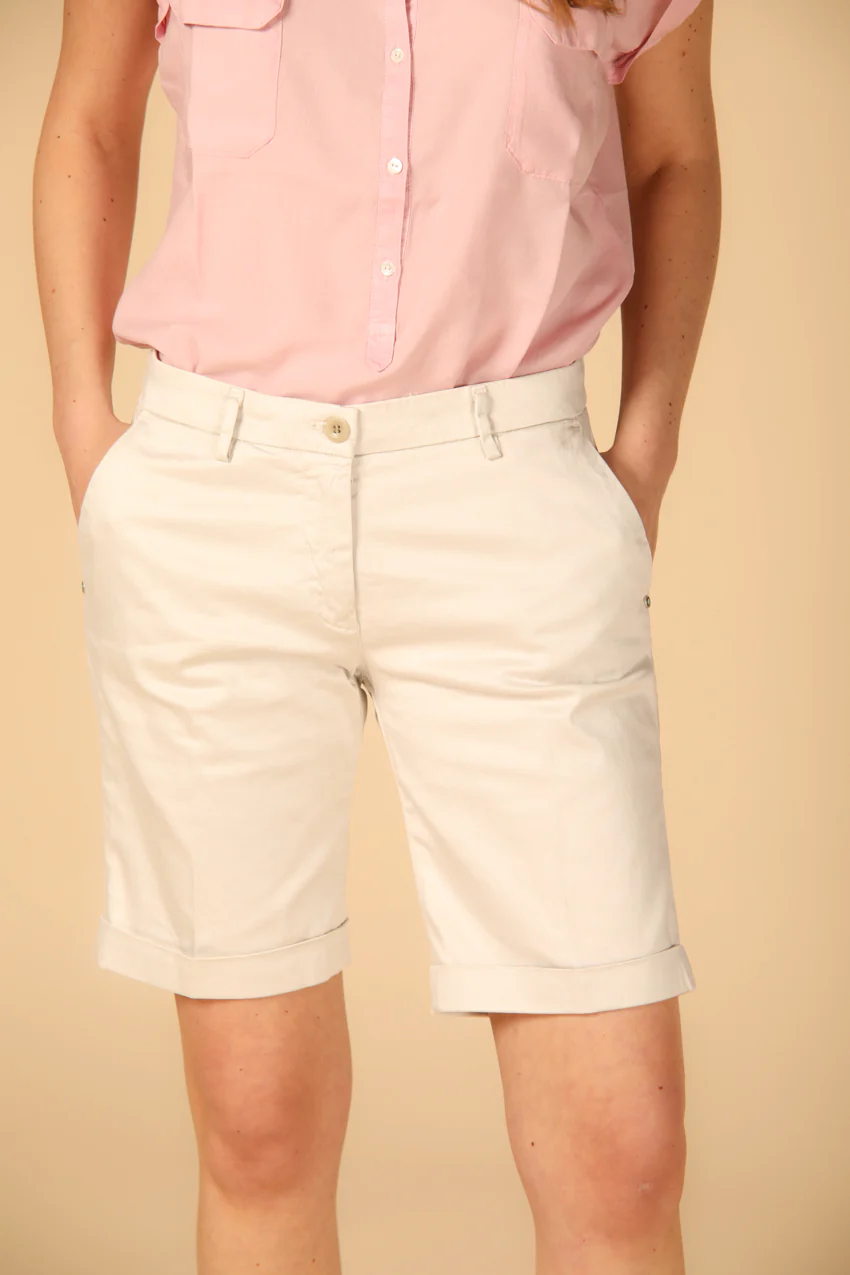 New York woman's chino bermuda  in stretch satin regular