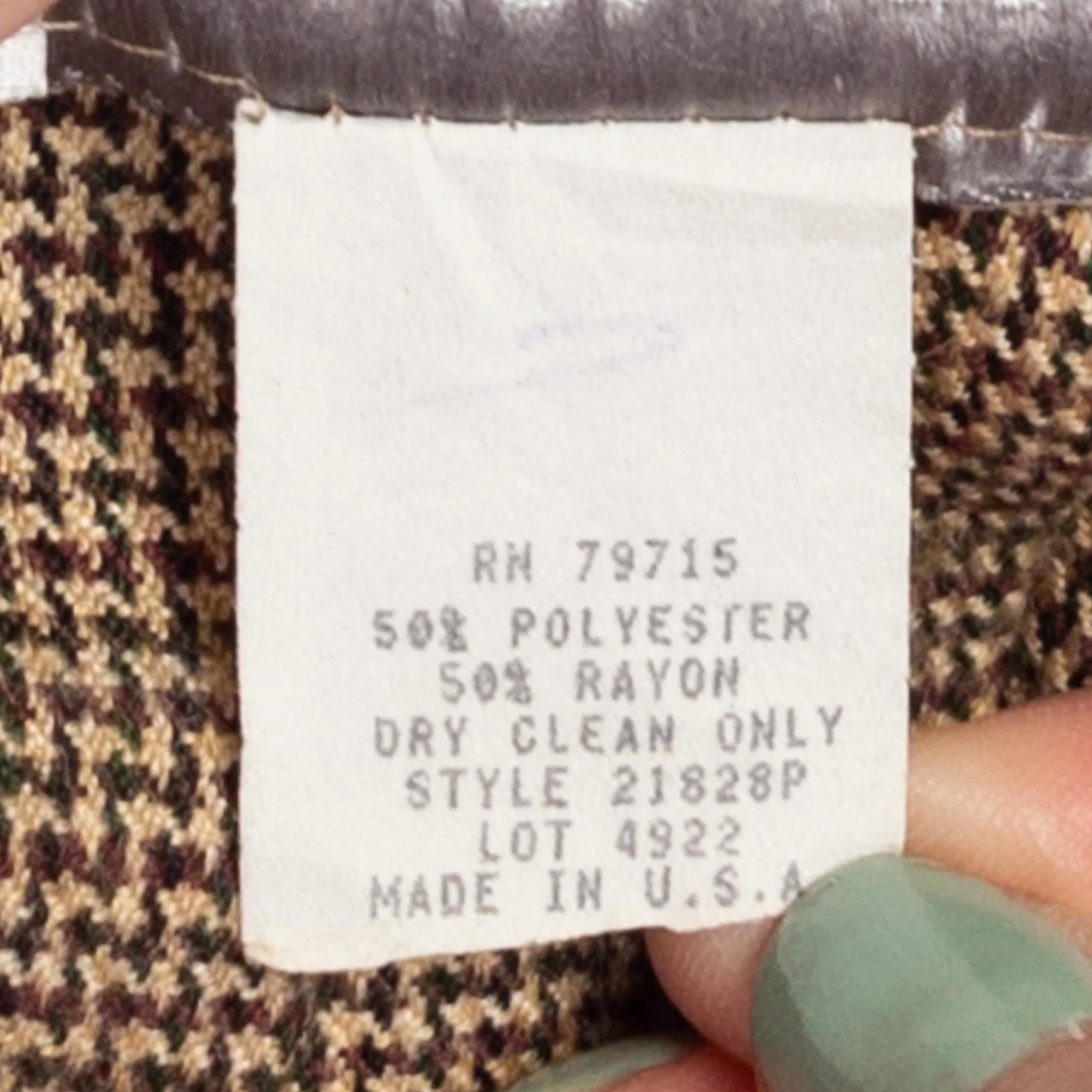 Medium 90s Zig Zag Houndstooth Pleated Mini Skirt 29