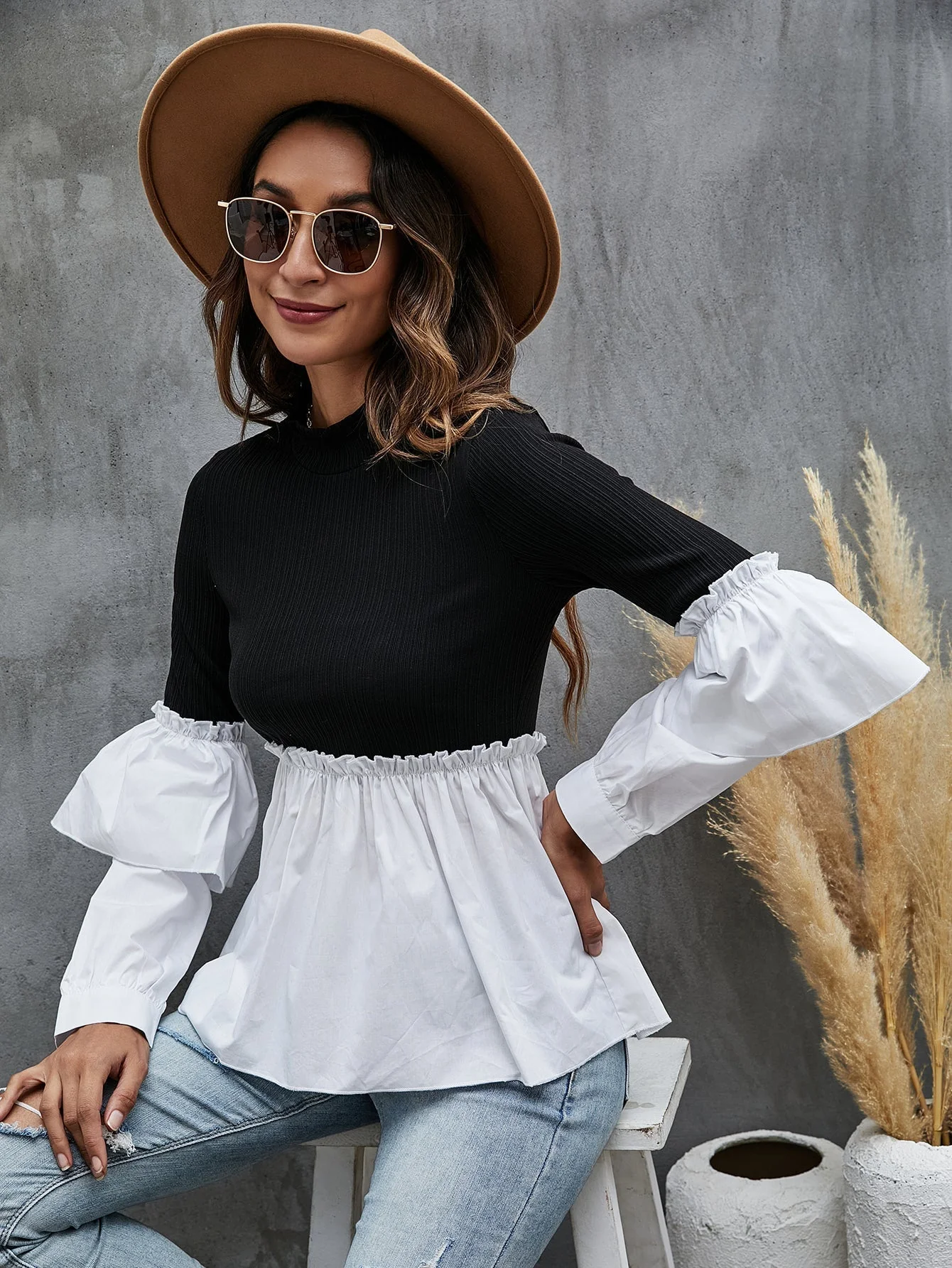 KittenAlarm - Color Block Blouse