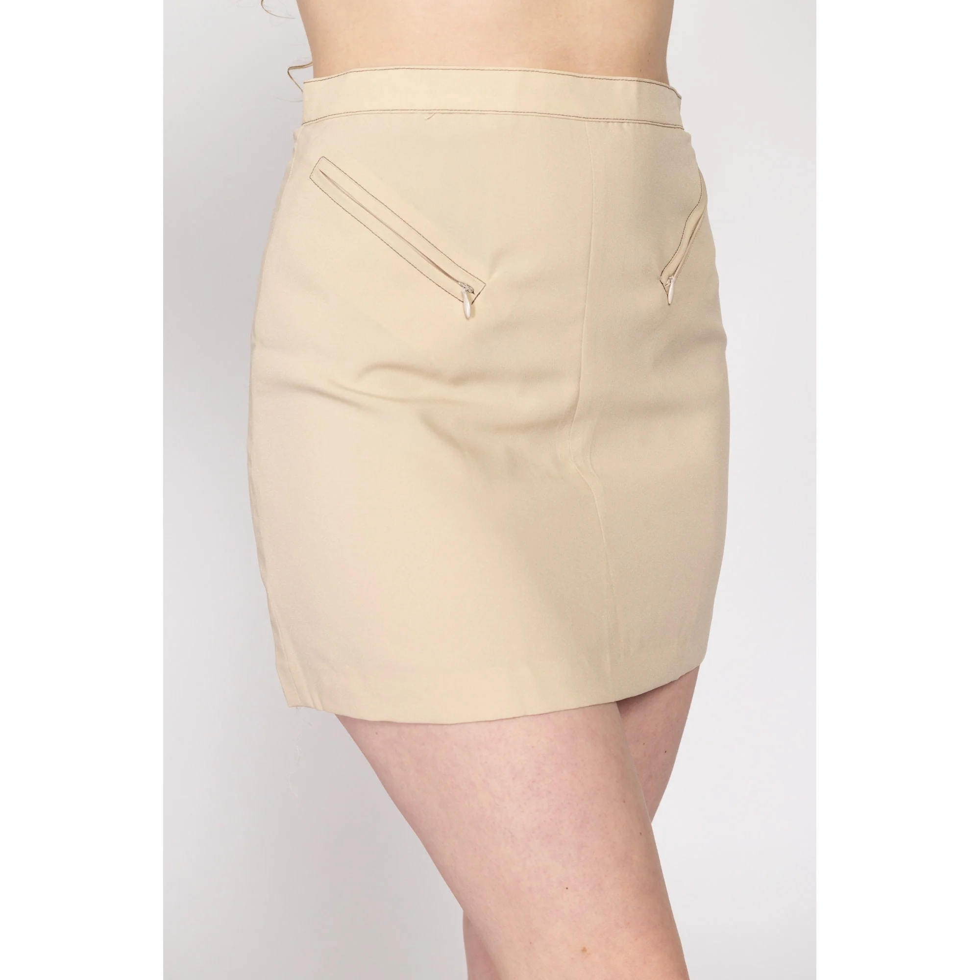 Medium 90s Beige Zipper Pocket Mini Skirt 28