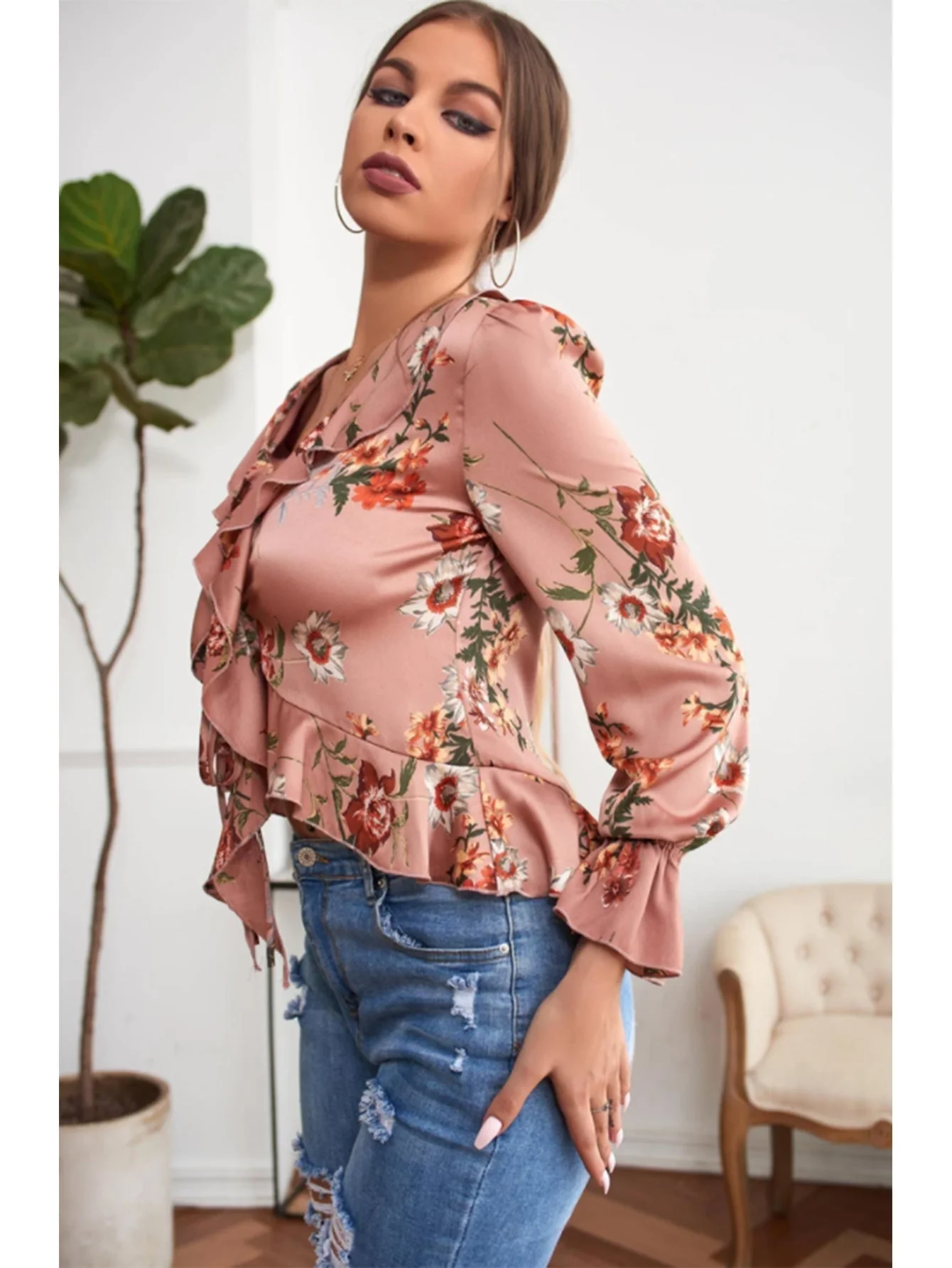 KittenAlarm - V-NECK RUFFLED FLORAL LONG SLEEVES BLOUSE