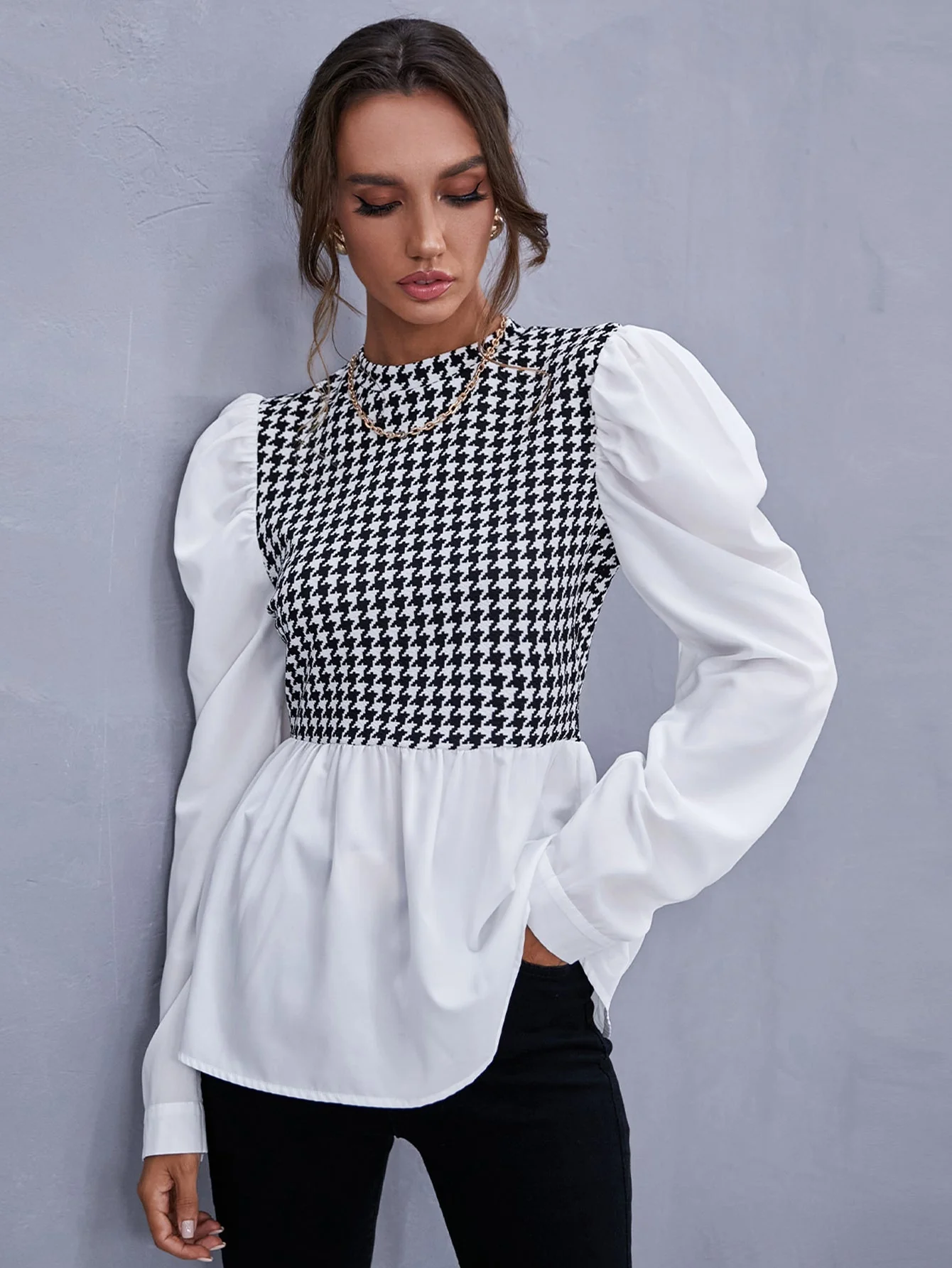 KittenAlarm - Zipper Back Houndstooth Blouse