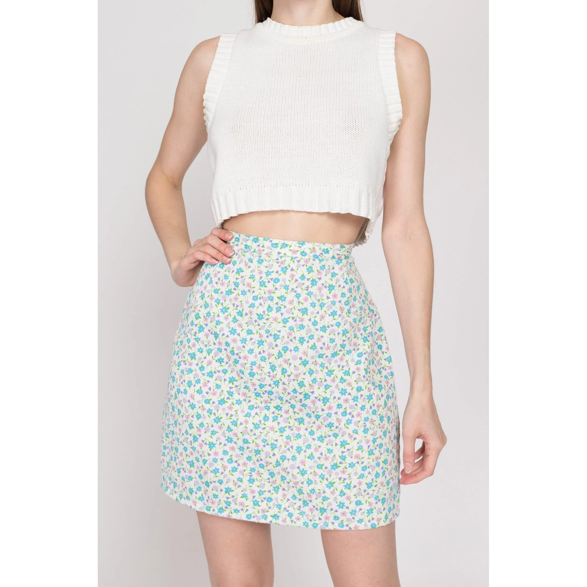 Small 60s Ditsy Floral Ribbed Mini Skirt