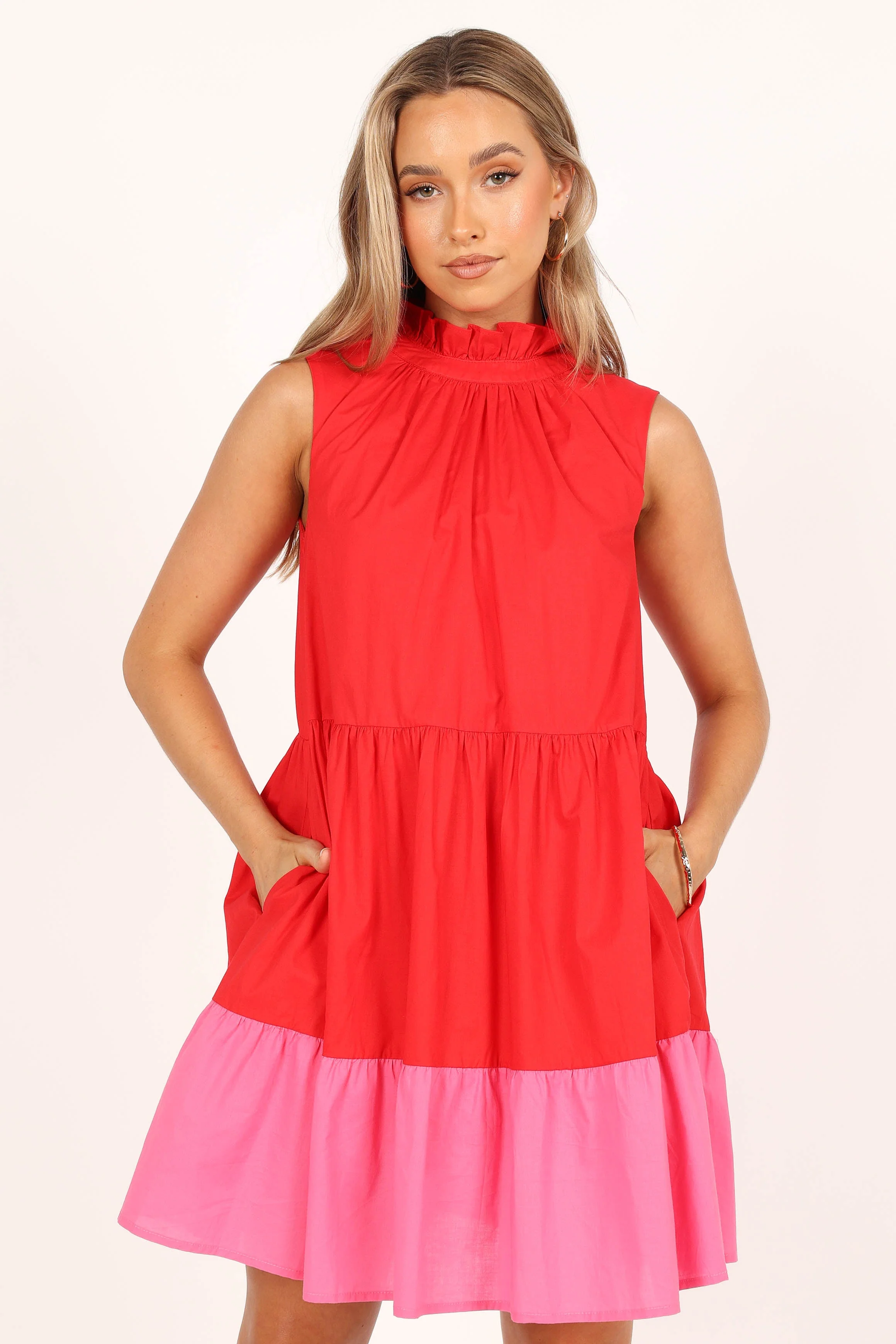 Bradshaw Tiered Mini Dress - Red/Pink