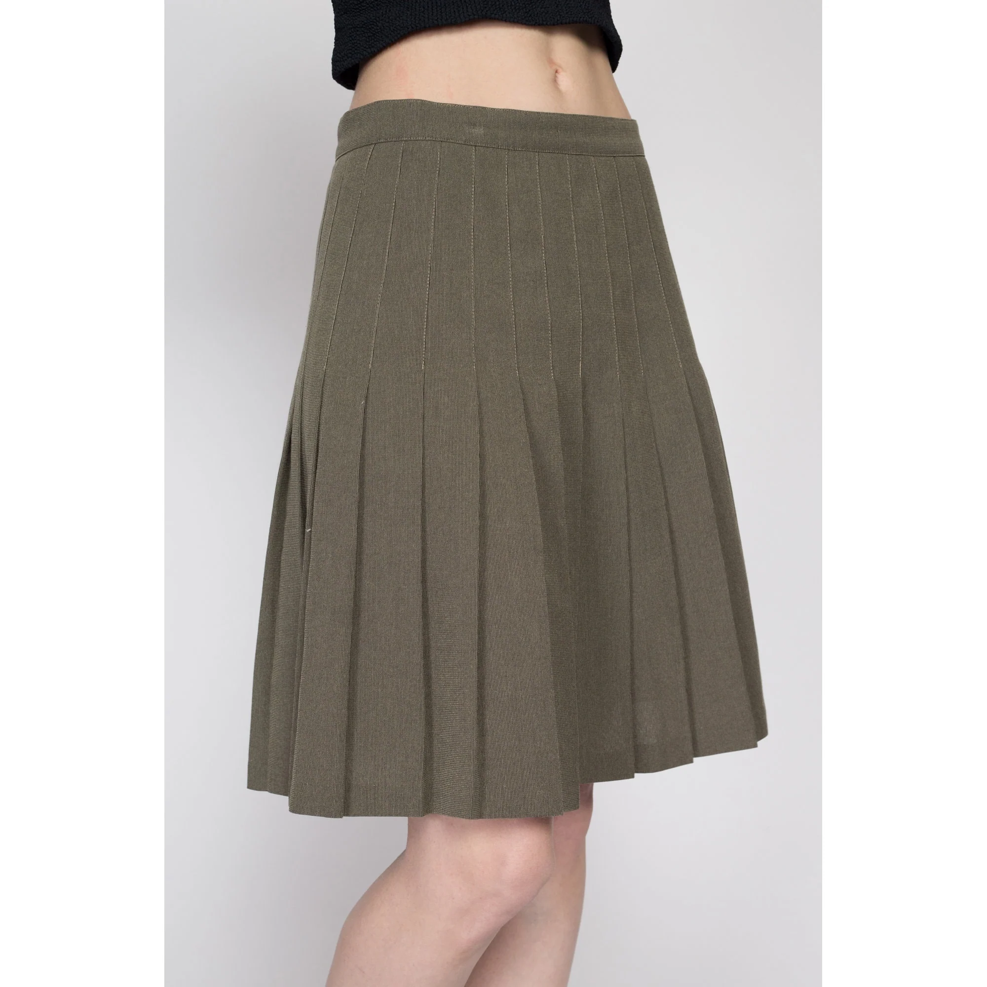 Medium 90s Olive Pleated Mini Skirt 27.75