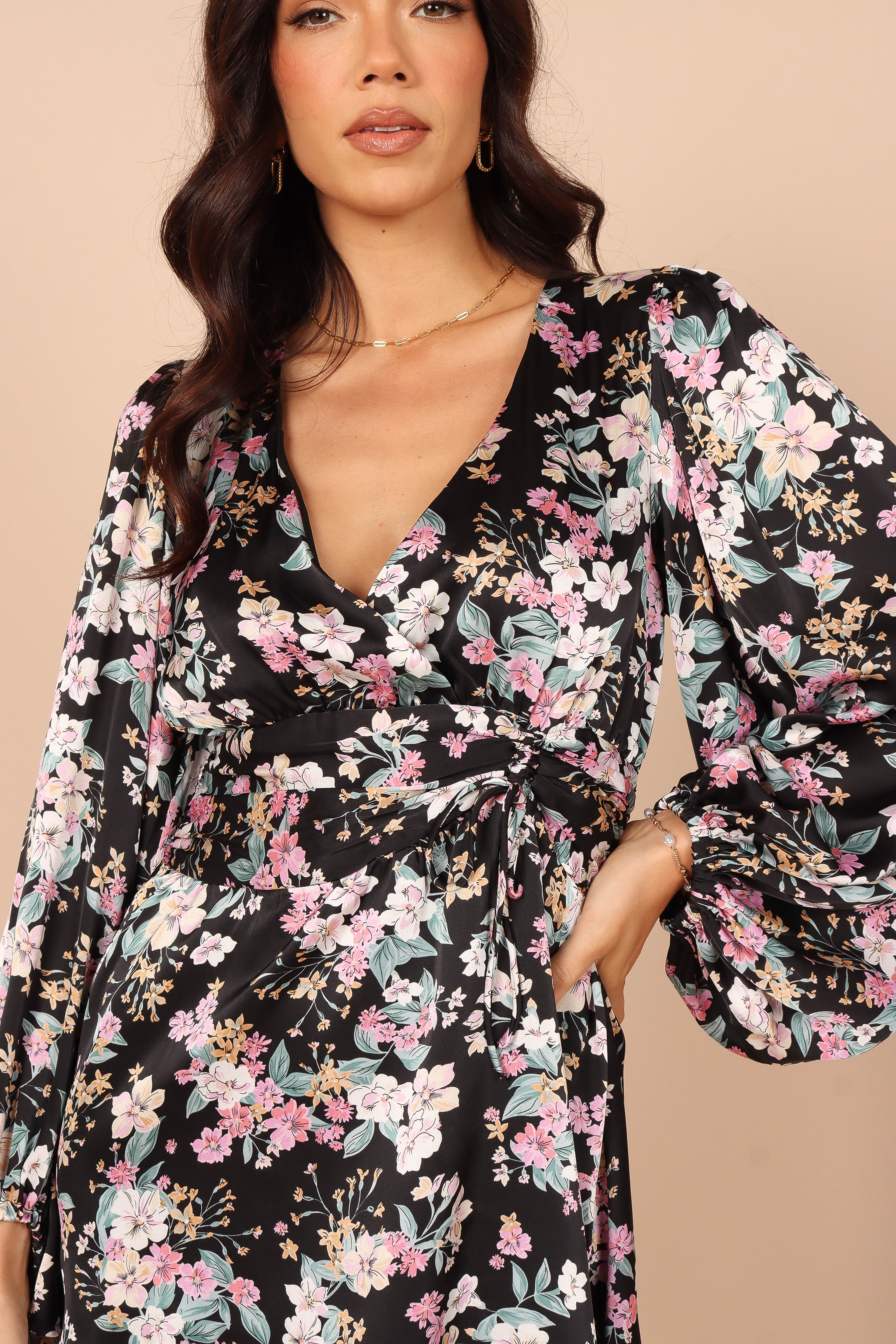 Reine Puff Sleeve Mini Dress - Black Floral