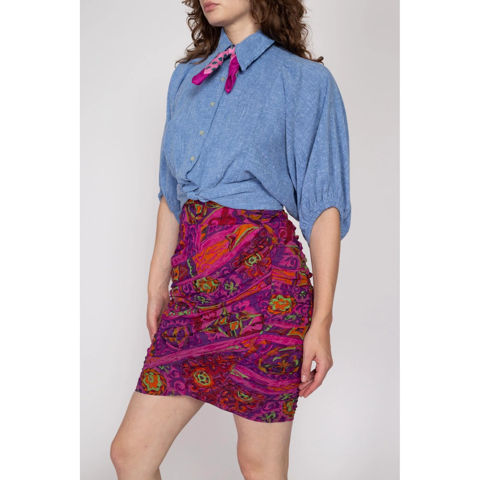 Medium 80s Hot Pink Batik Ruched Mini Skirt