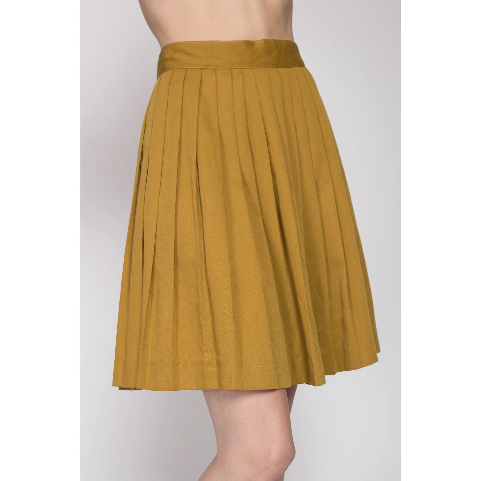 Small 80s Mustard Yellow Pleated Mini Skirt 25.5