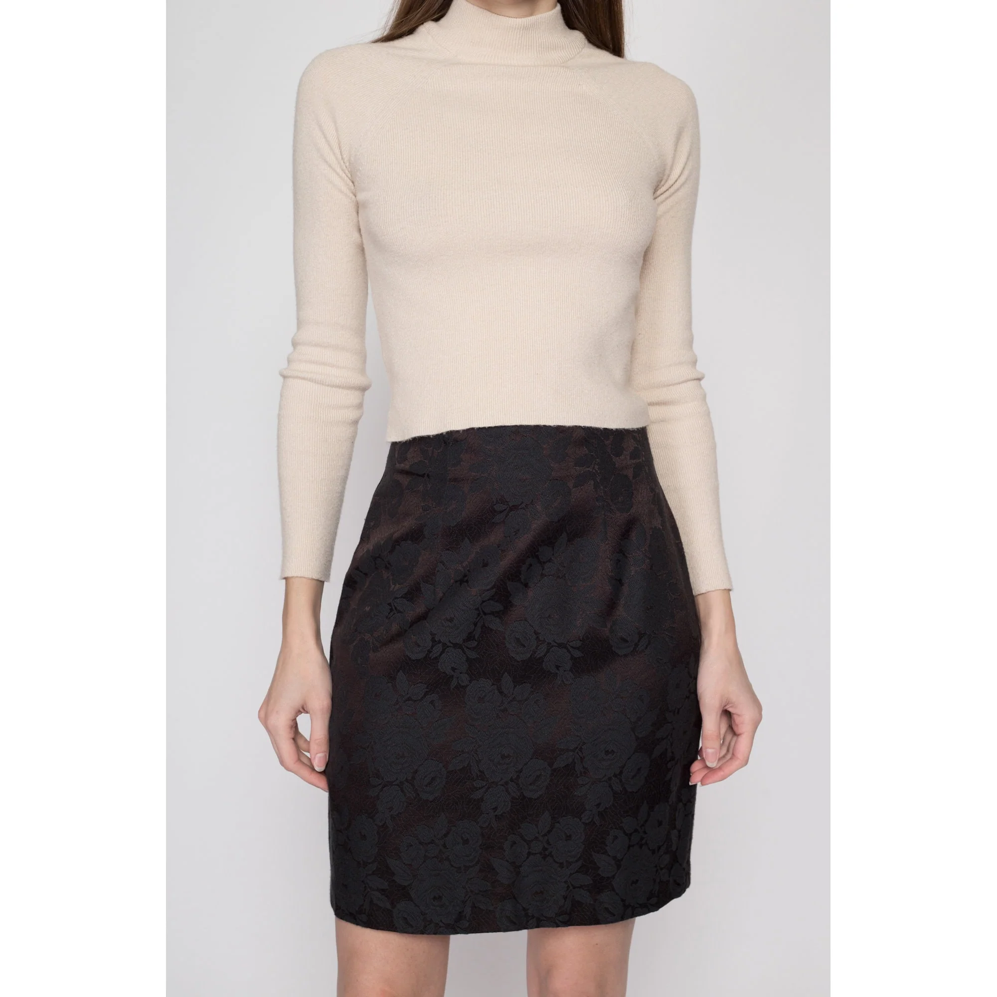 Small 90s Black Jacquard Mini Skirt 26