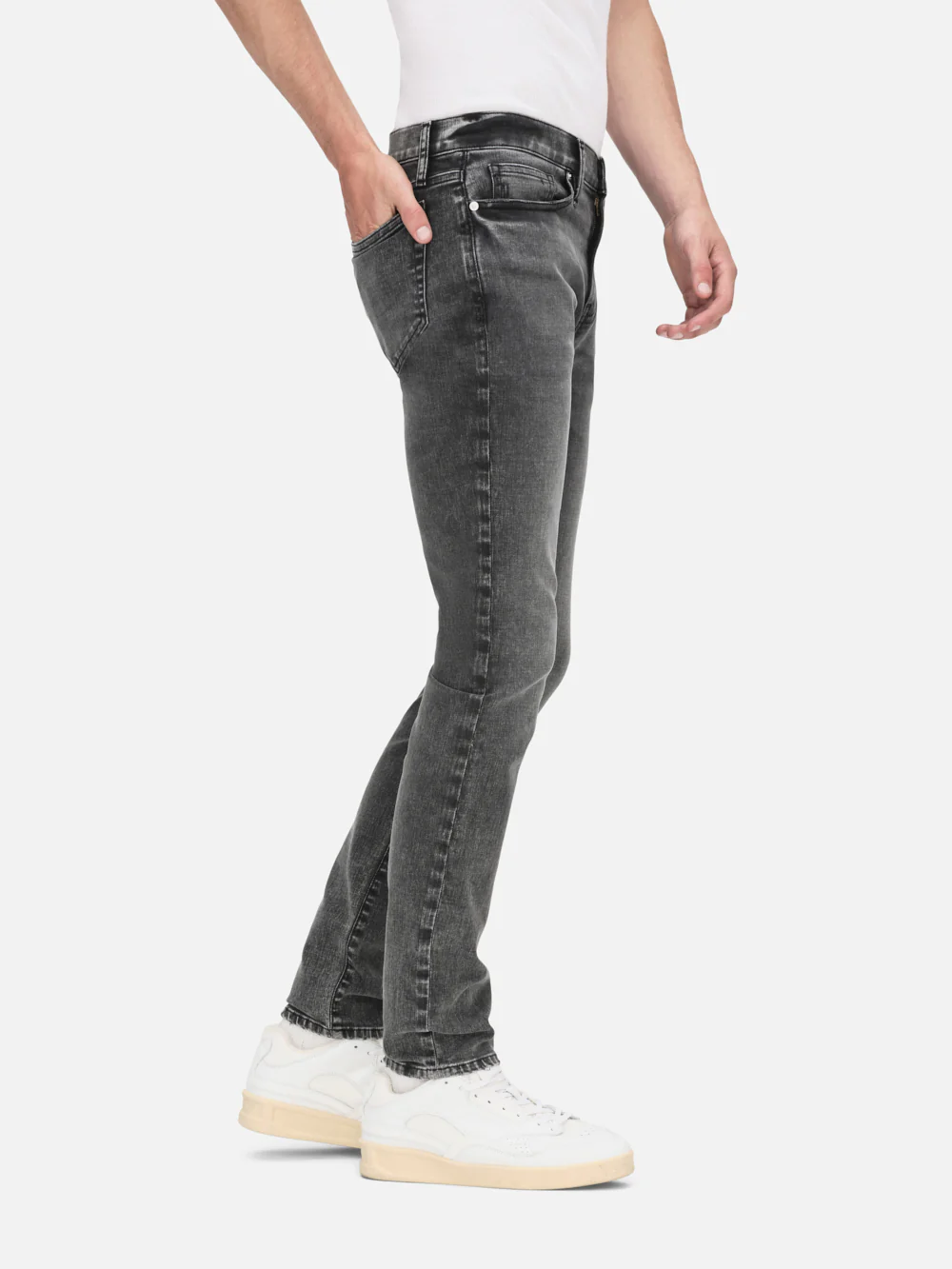 L'Homme Skinny -- Gallery