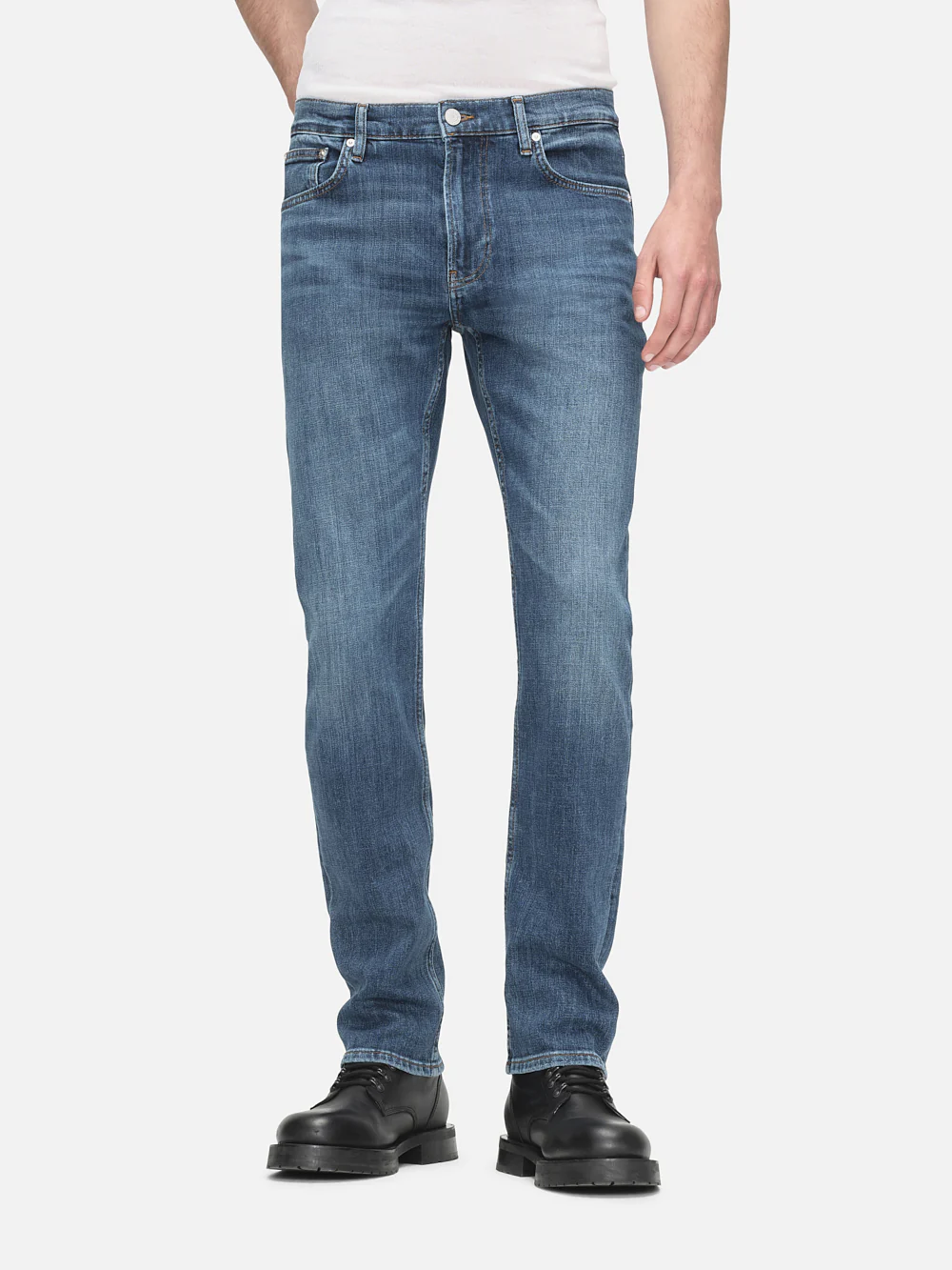 Modern Straight -- Freetown