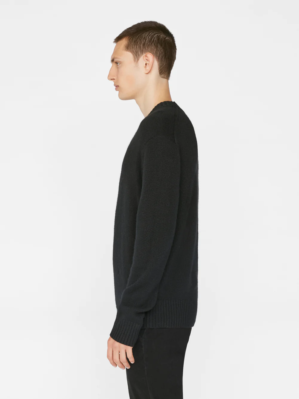 The Cashmere Crewneck Sweater -- Noir