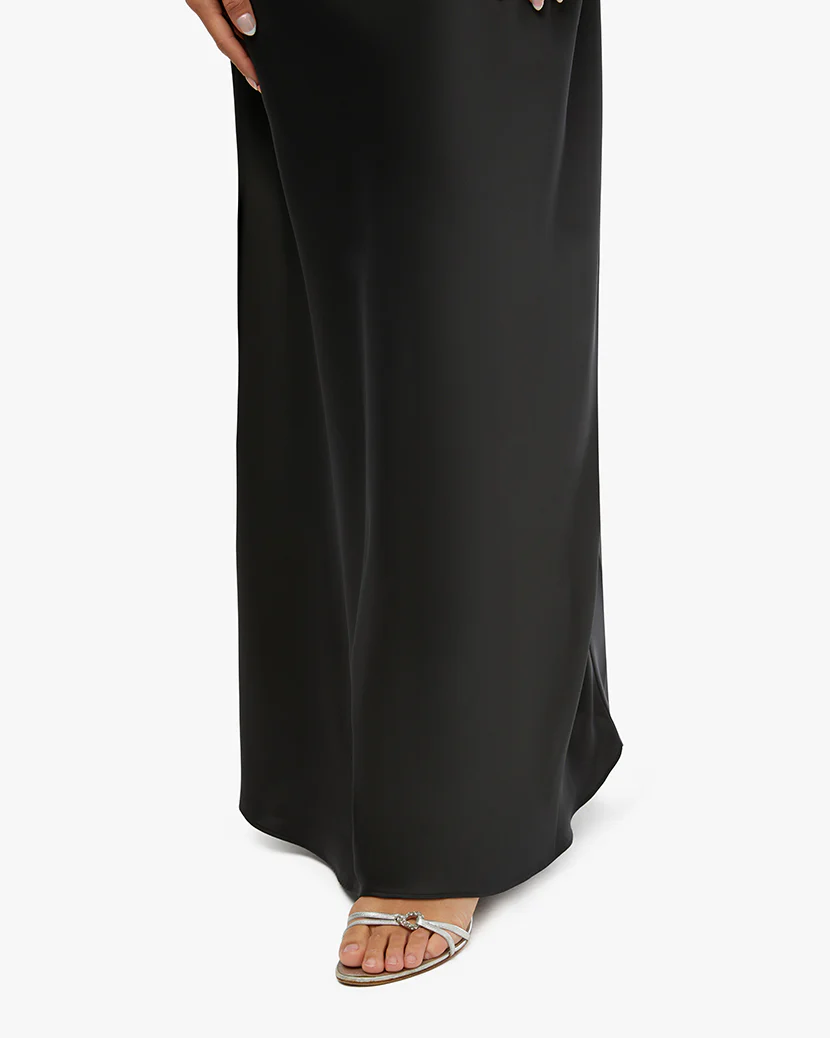 Halter Scoop Midi Dress