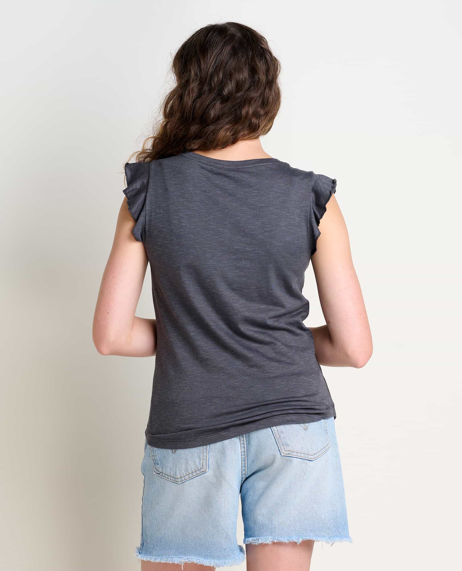 Rufflita II Tee