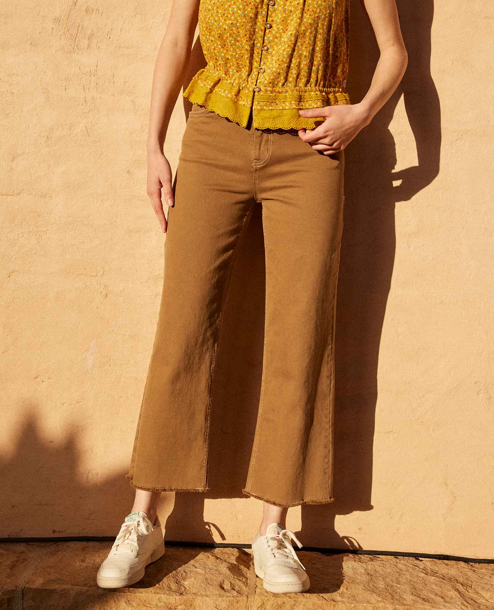 Balsam Seeded Cutoff Pant
