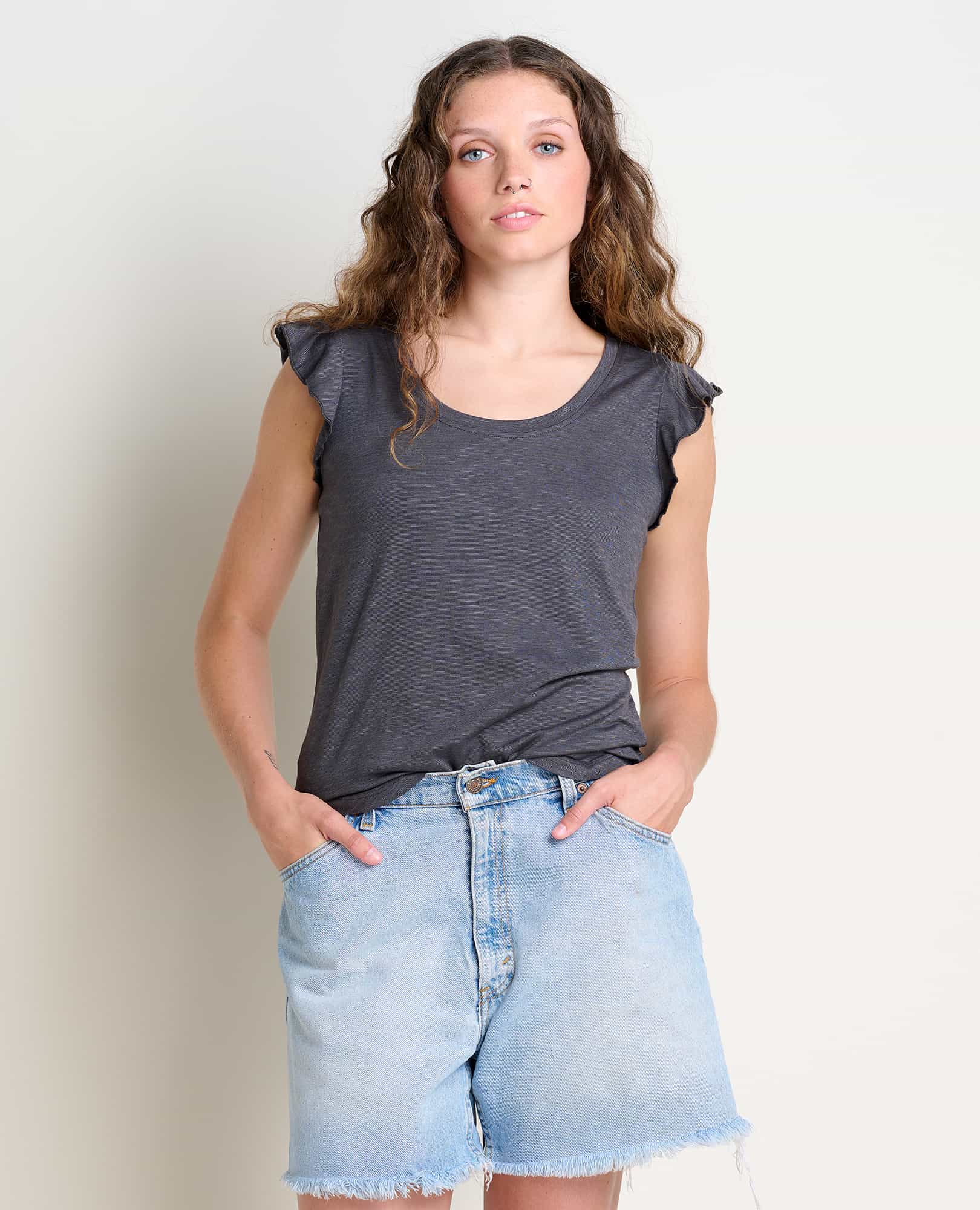 Rufflita II Tee