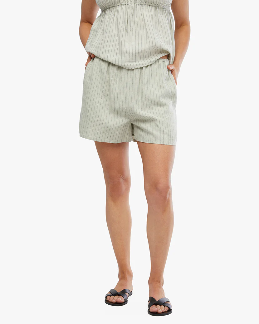 Pull On Short