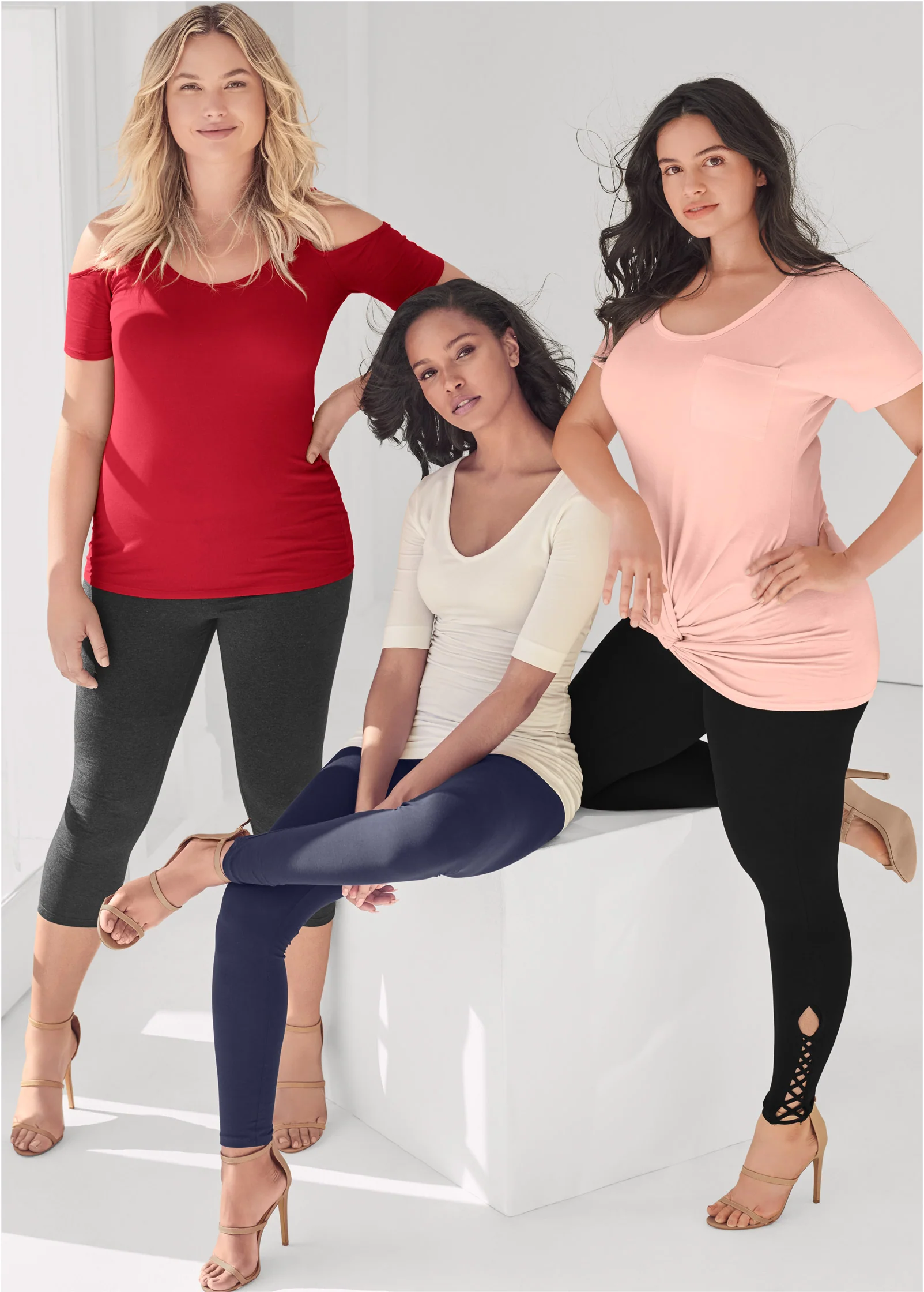 Long and lean cold-shoulder top - Red