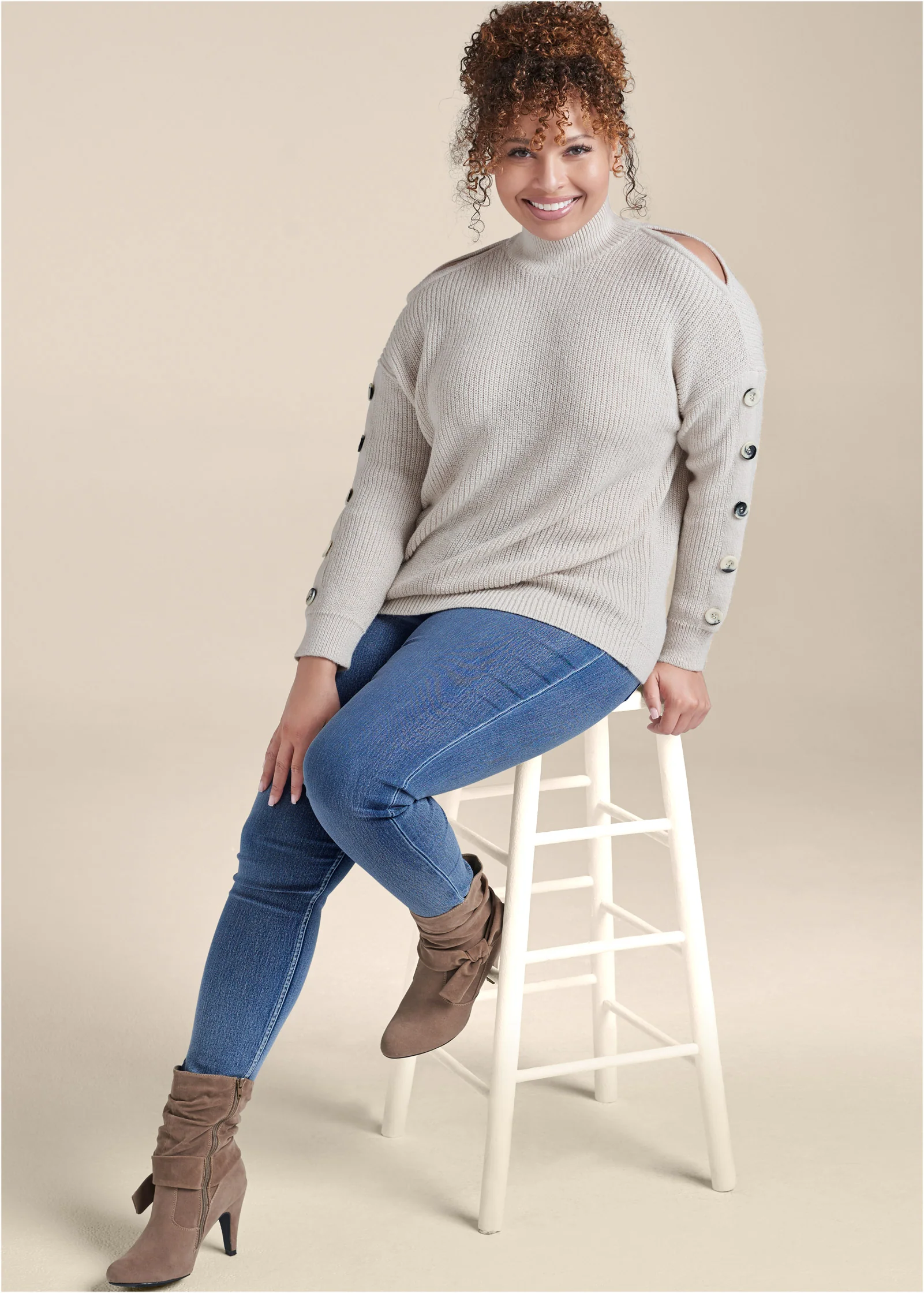 Cold-shoulder sweater - Cream