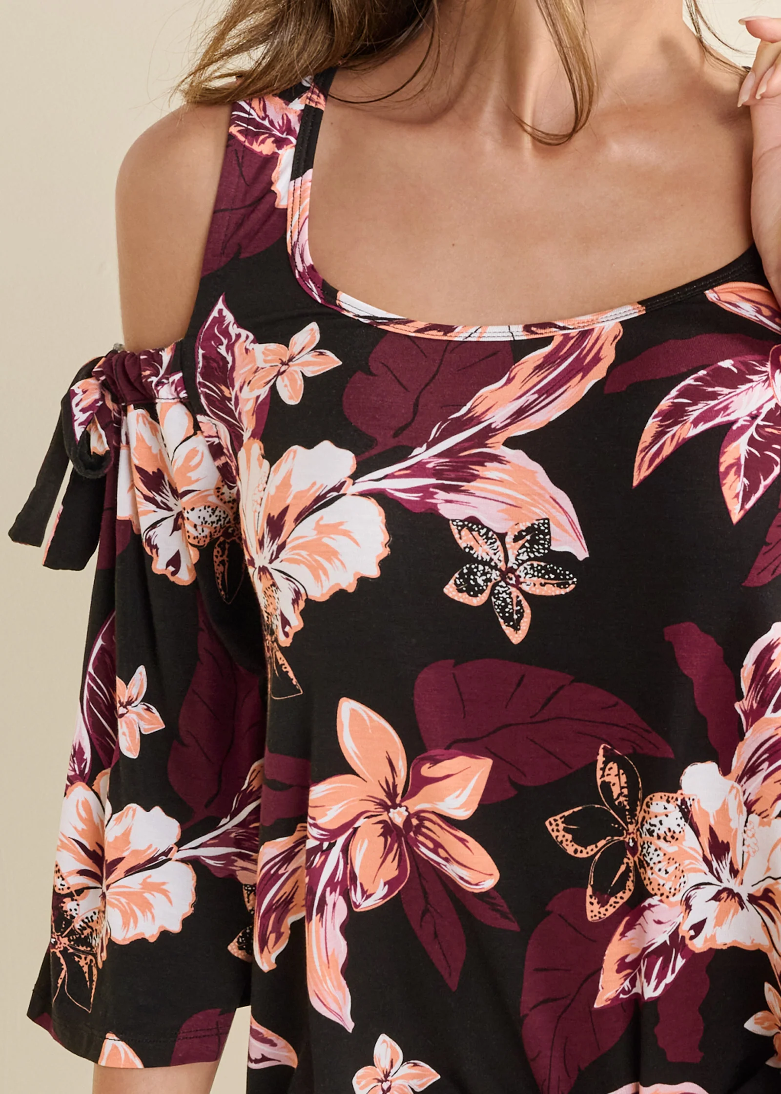 Printed cold-shoulder top - Black Multi