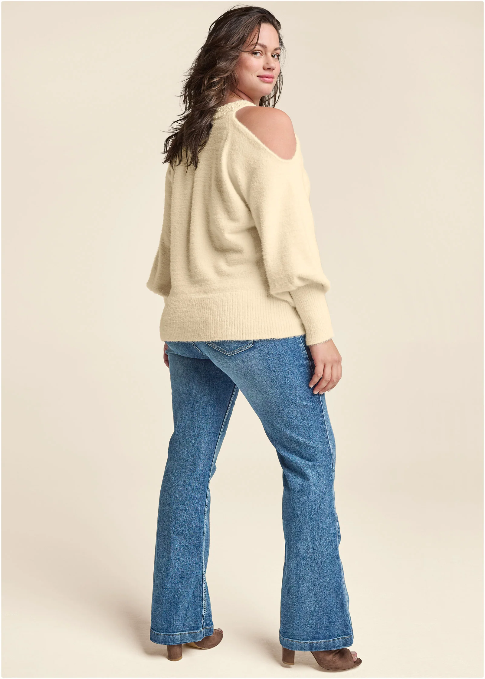 Cozy cold shoulder pearl accent sweater - Off White