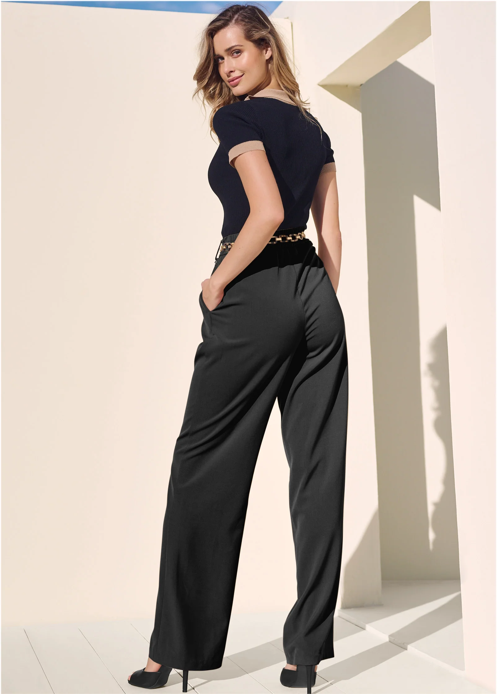 V-neck color block top  - Black Multi