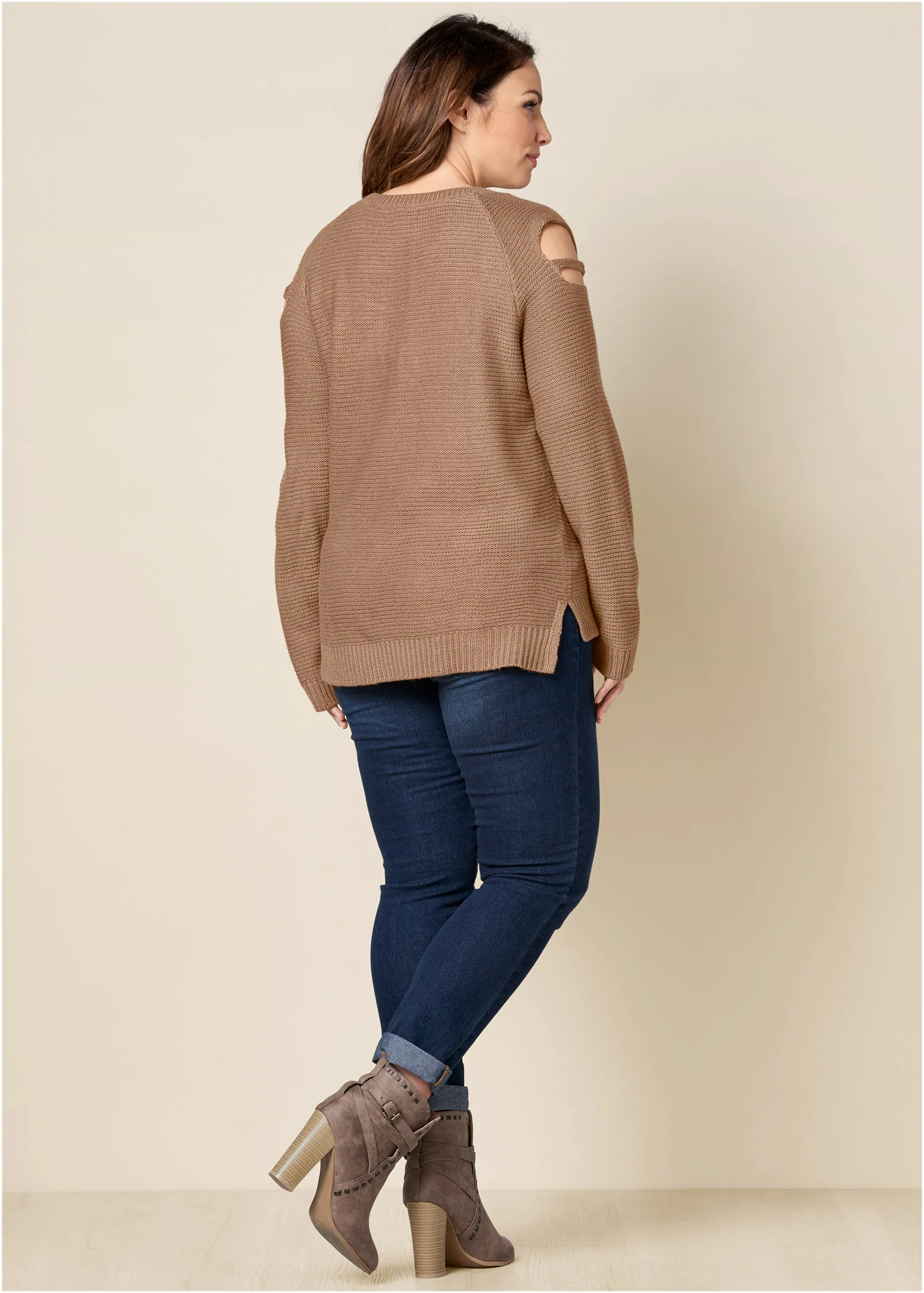 Cutout sleeve sweater - Tan