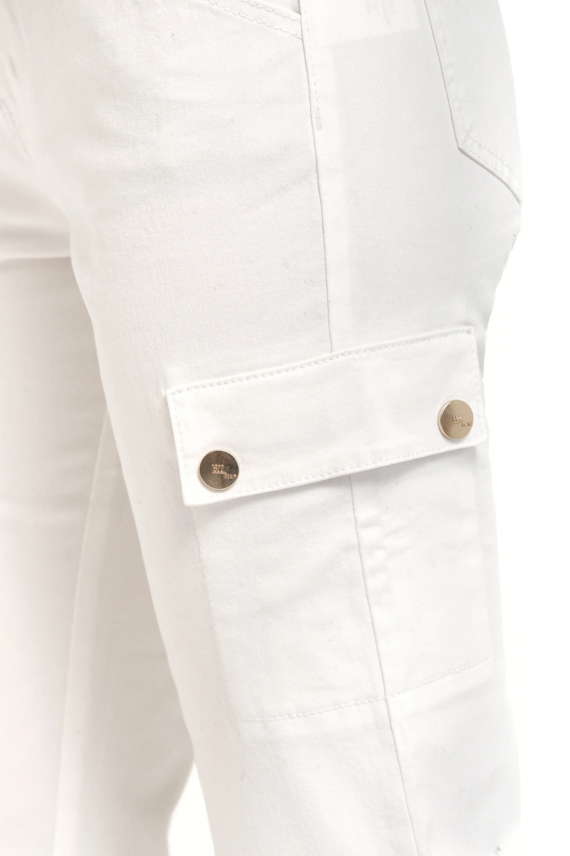 Twill Cargo Boot W/ Slit in White