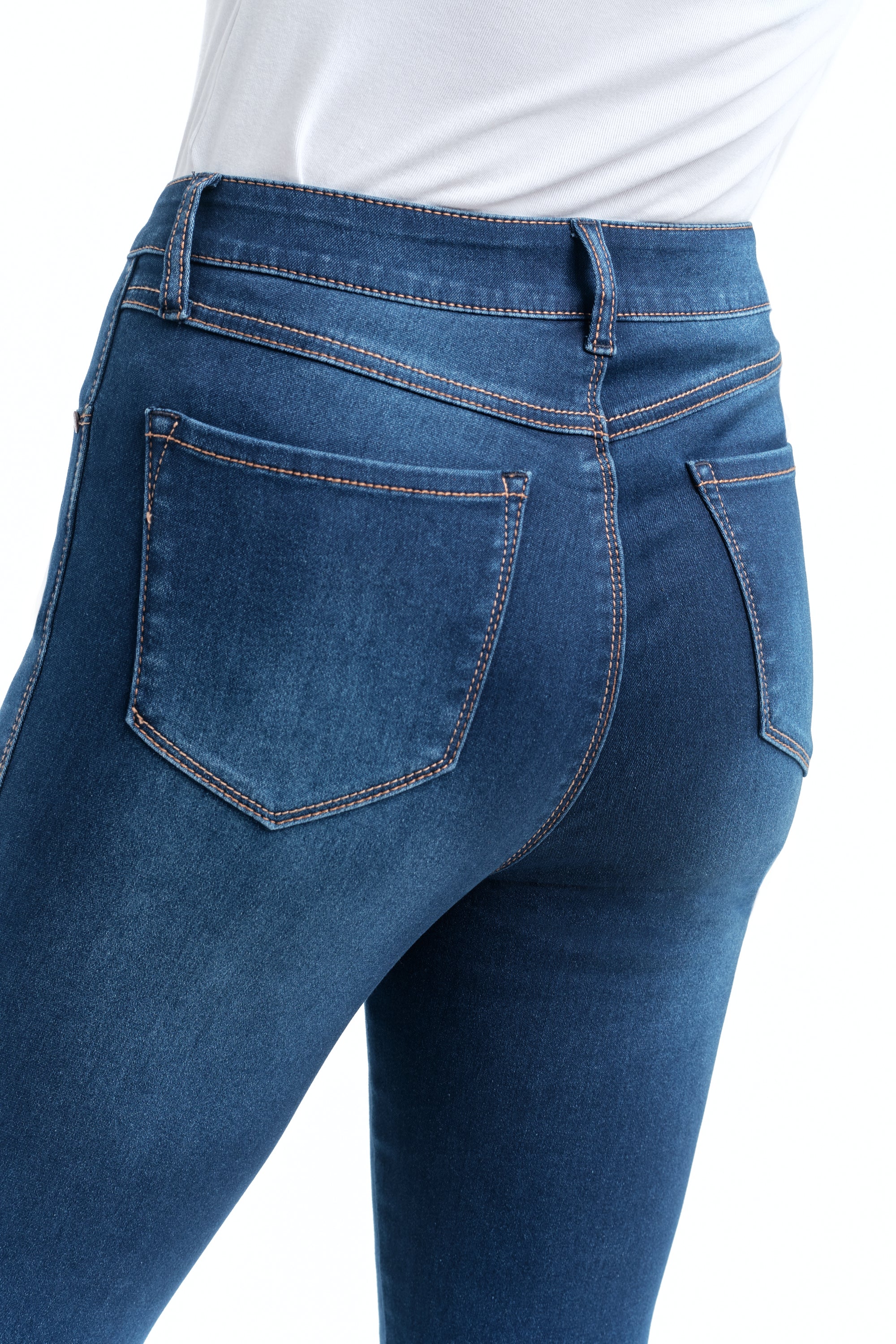 Gia Butter Ankle Skinny in Lennox