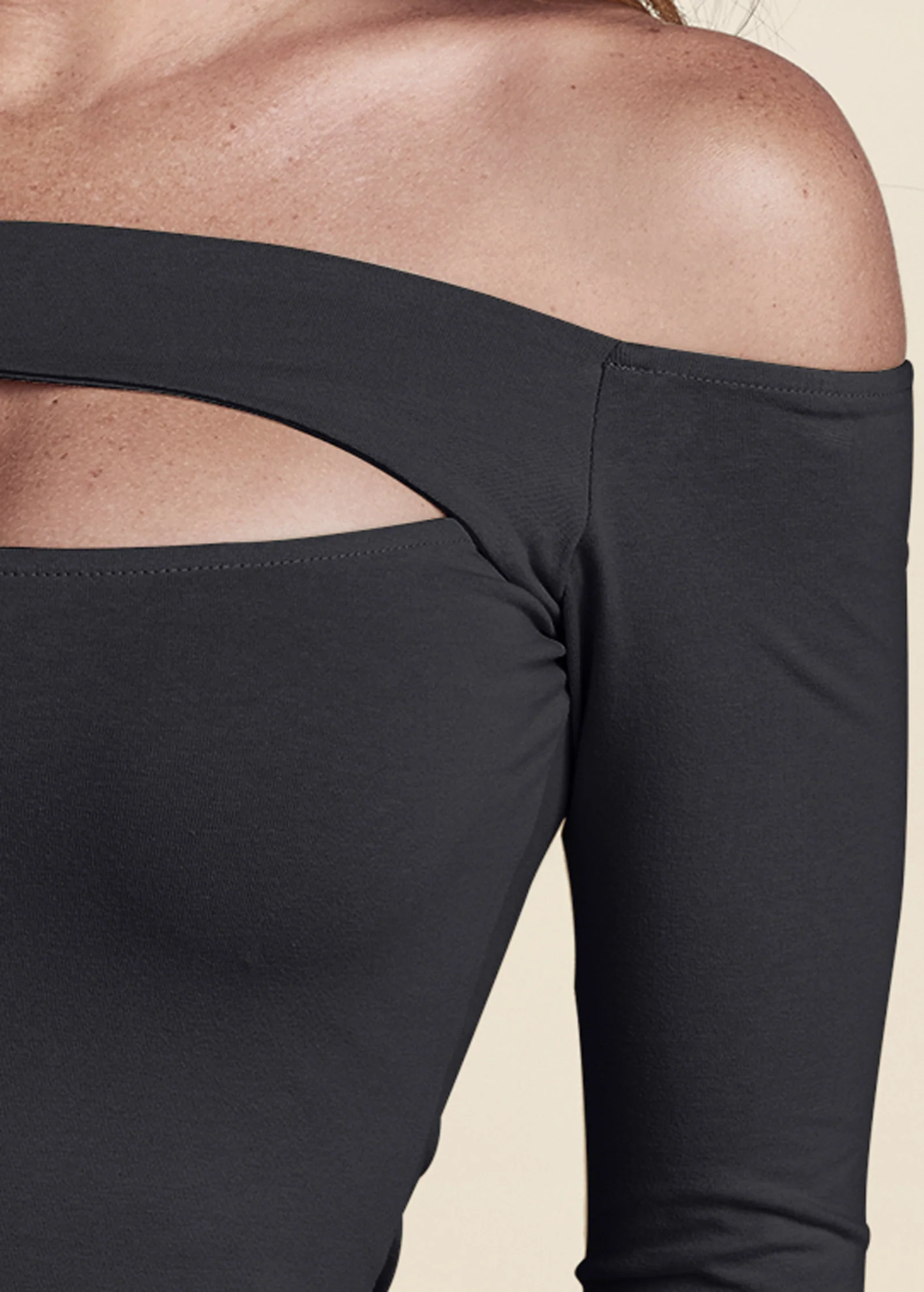 Off-the-shoulder top - Black