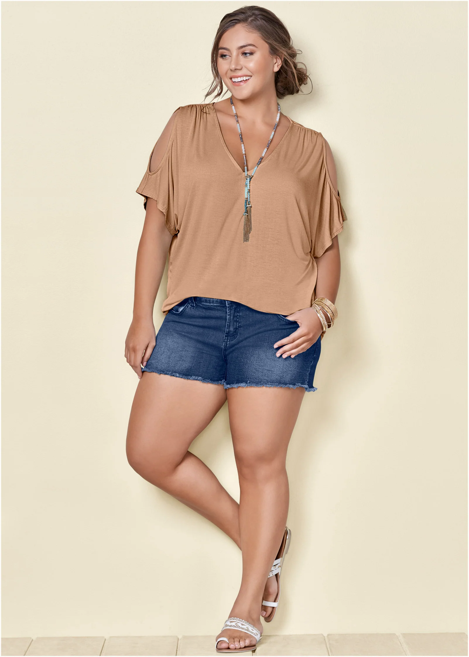 Cold-shoulder V-neck top - Tan