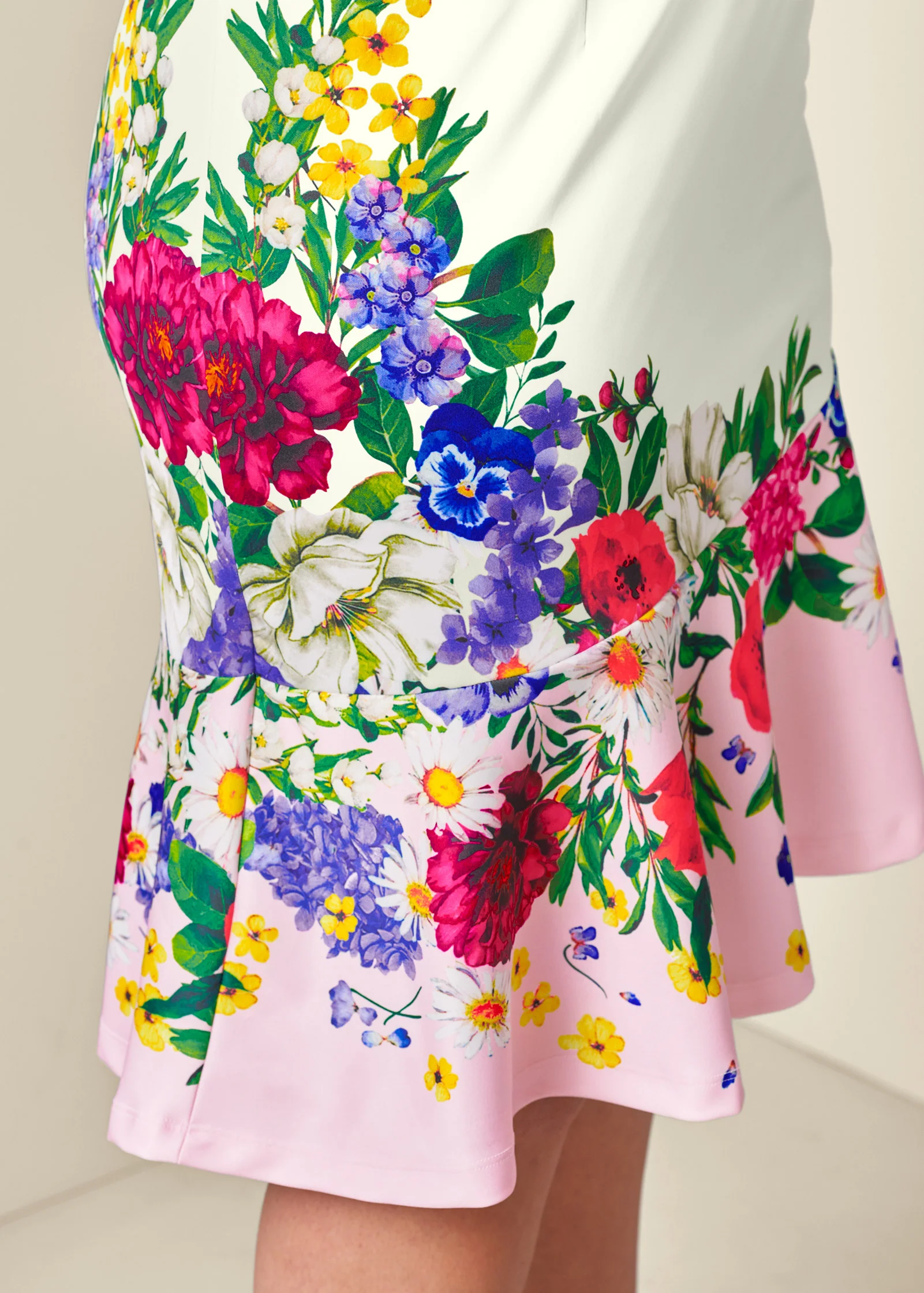 Ruffle trim detail dress - White Multi