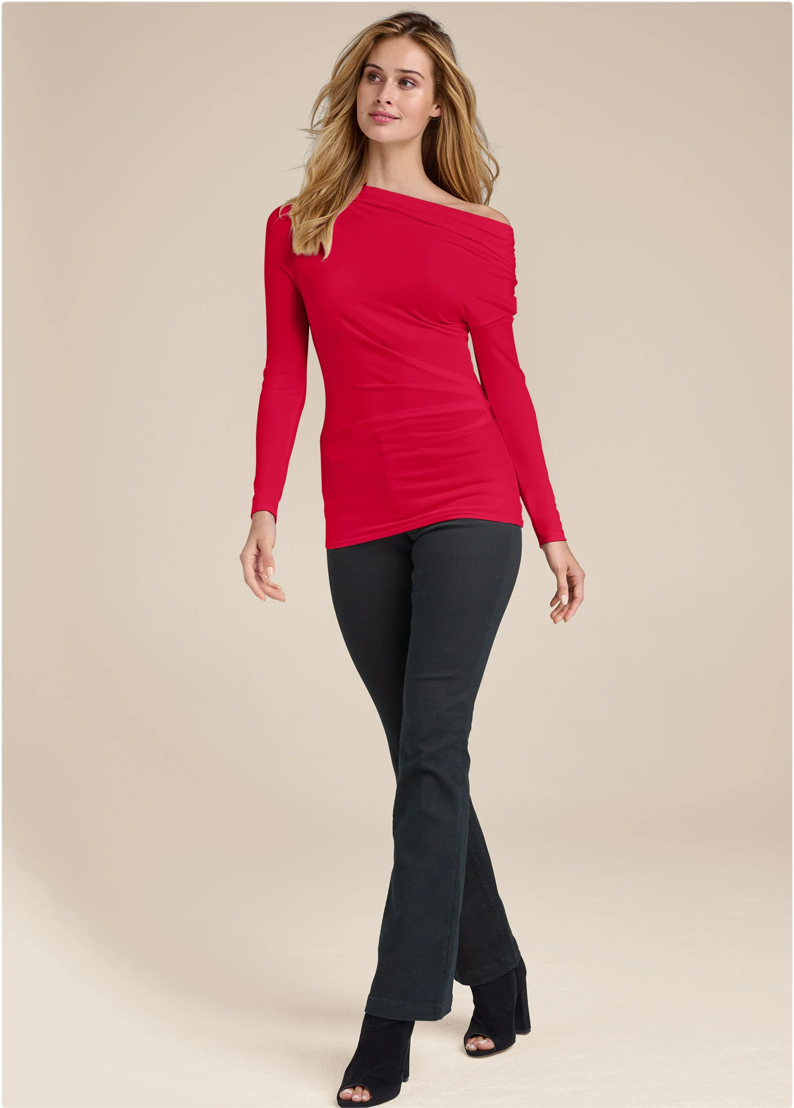 Ruched off-shoulder top - Red
