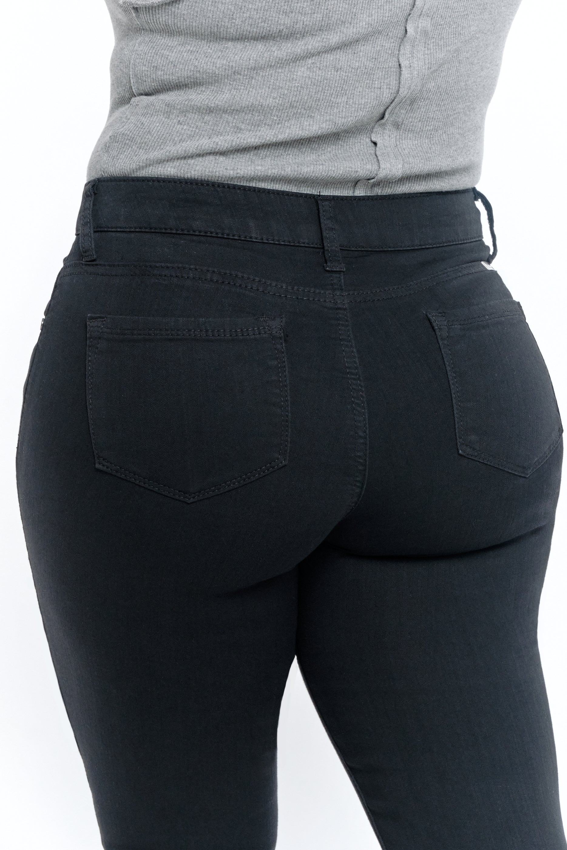 Curvy Silk Denim Ankle Skinny In Black