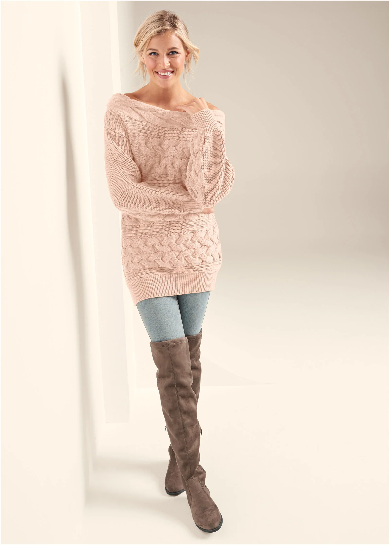 Boatneck cable knit sweater - Peach