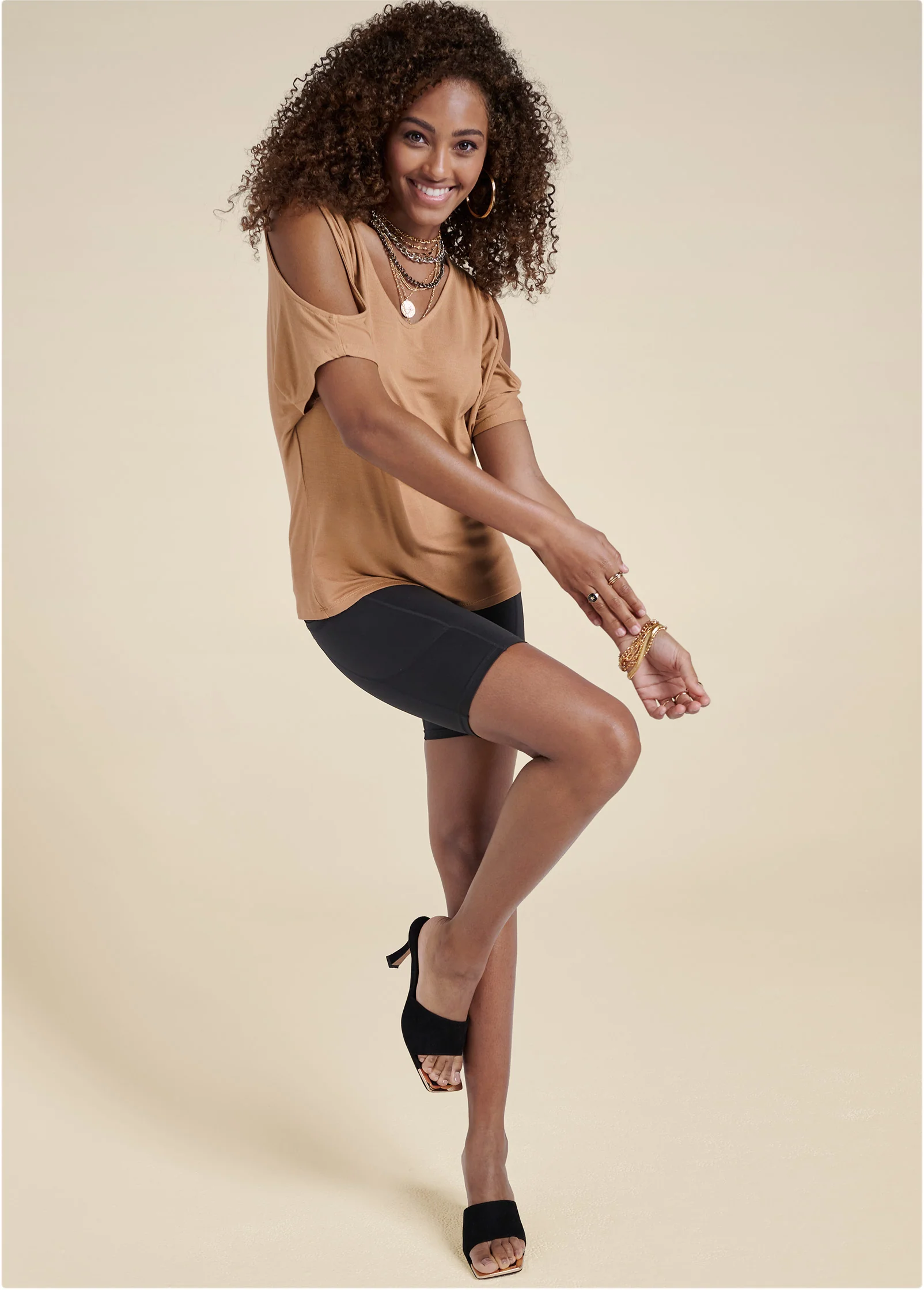 Cold-shoulder V-neck top - Tan