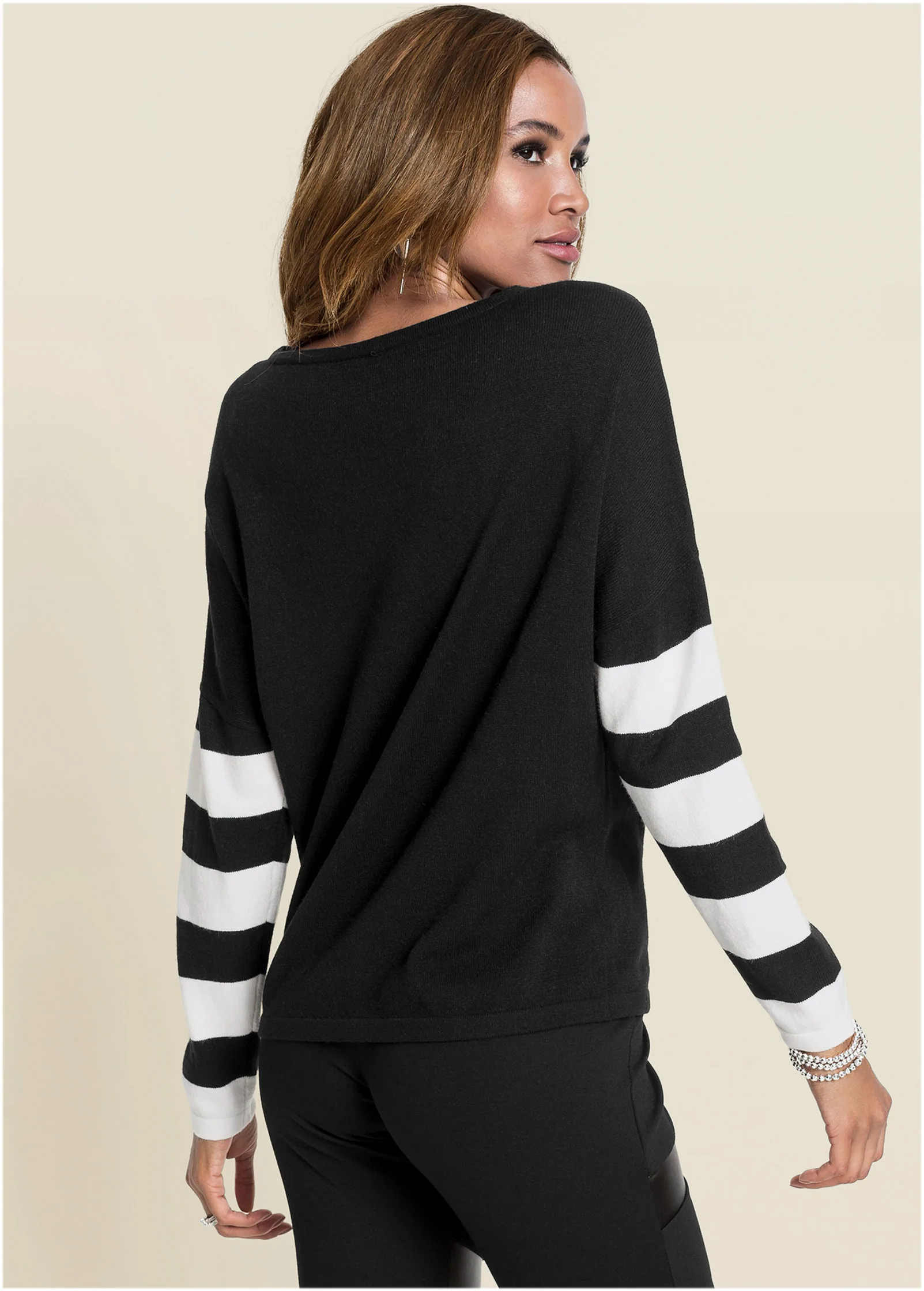 Stripe sleeve sweater - Black & White