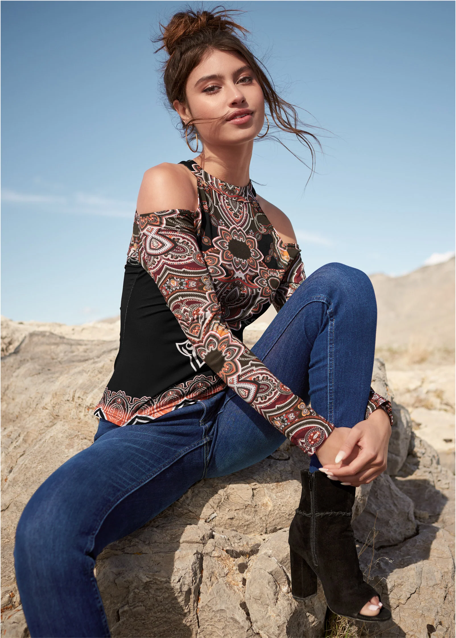 Paisley cold-shoulder top - Black Multi